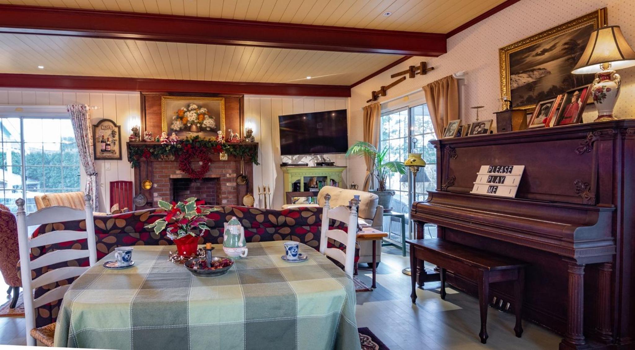 The Hazelhouse