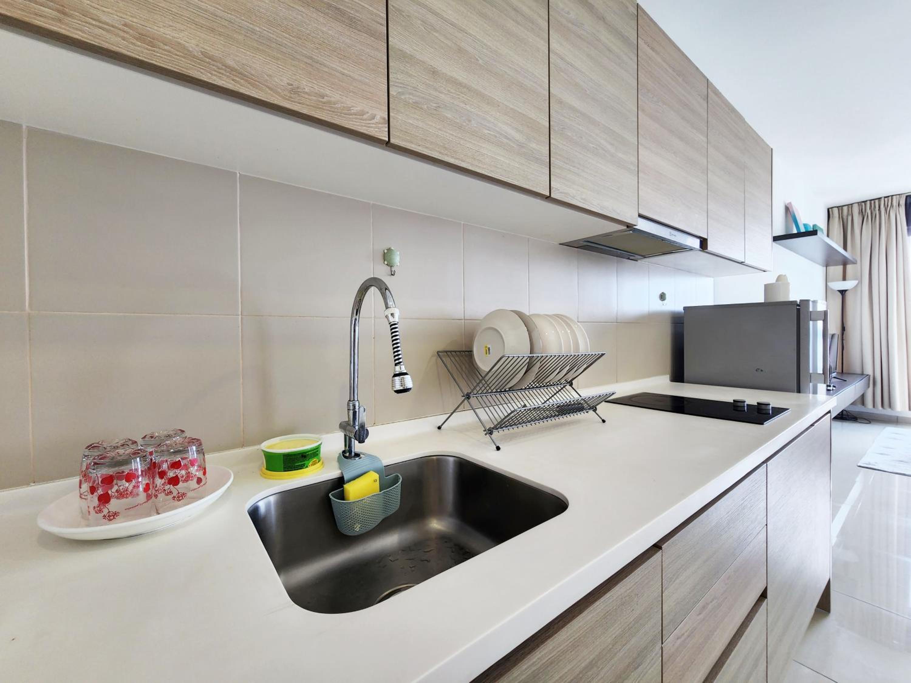 LAVENDER SUITE # Shah Alam I-City Block B Homestay # 2R1B #FREE WIFI & PARKING