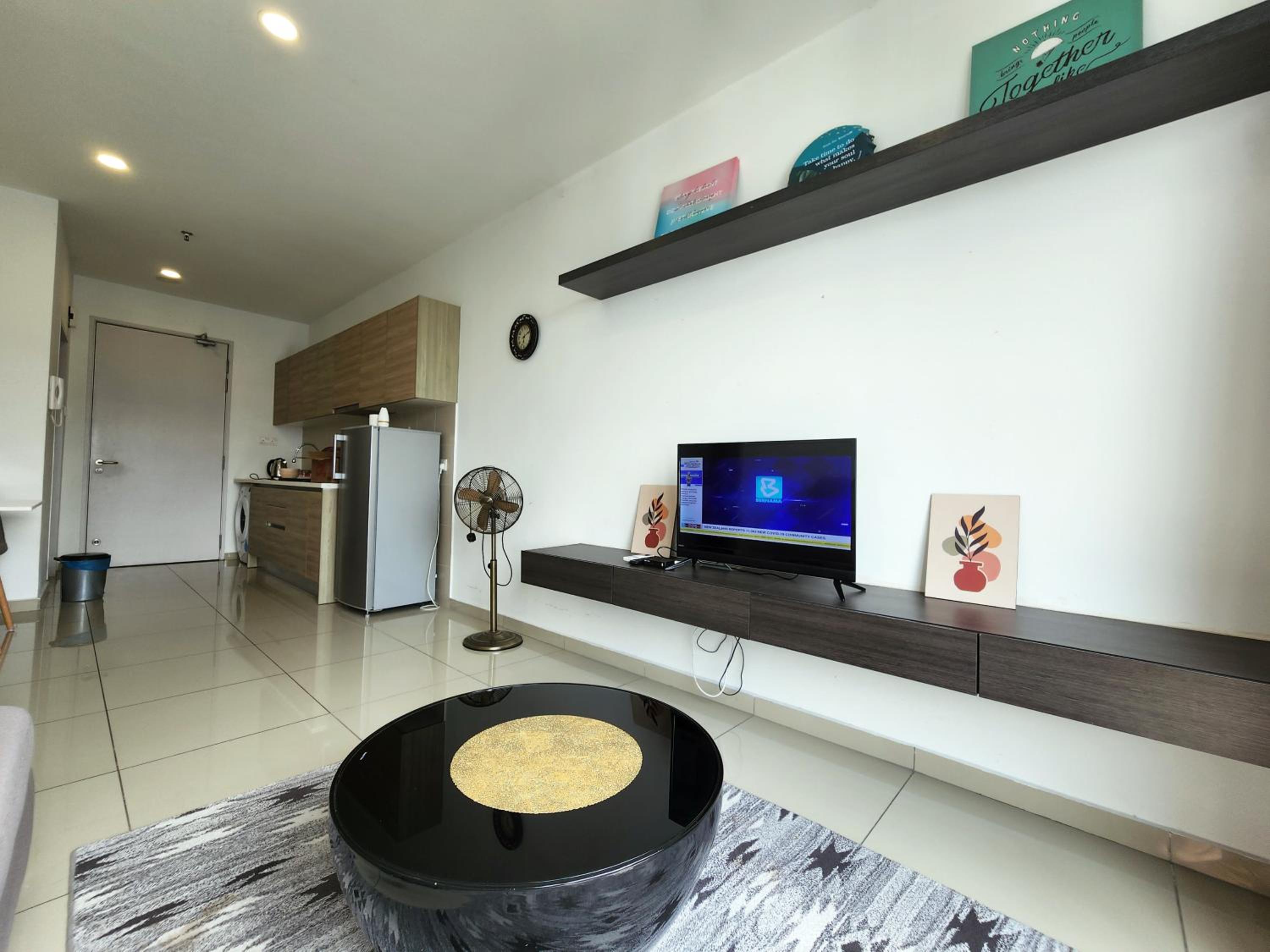 LAVENDER SUITE # Shah Alam I-City Block B Homestay # 2R1B #FREE WIFI & PARKING photo 5