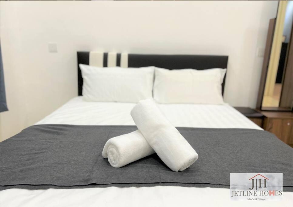 Melaka {Terraced House} / 8Pax/ WIFI/City photo 3