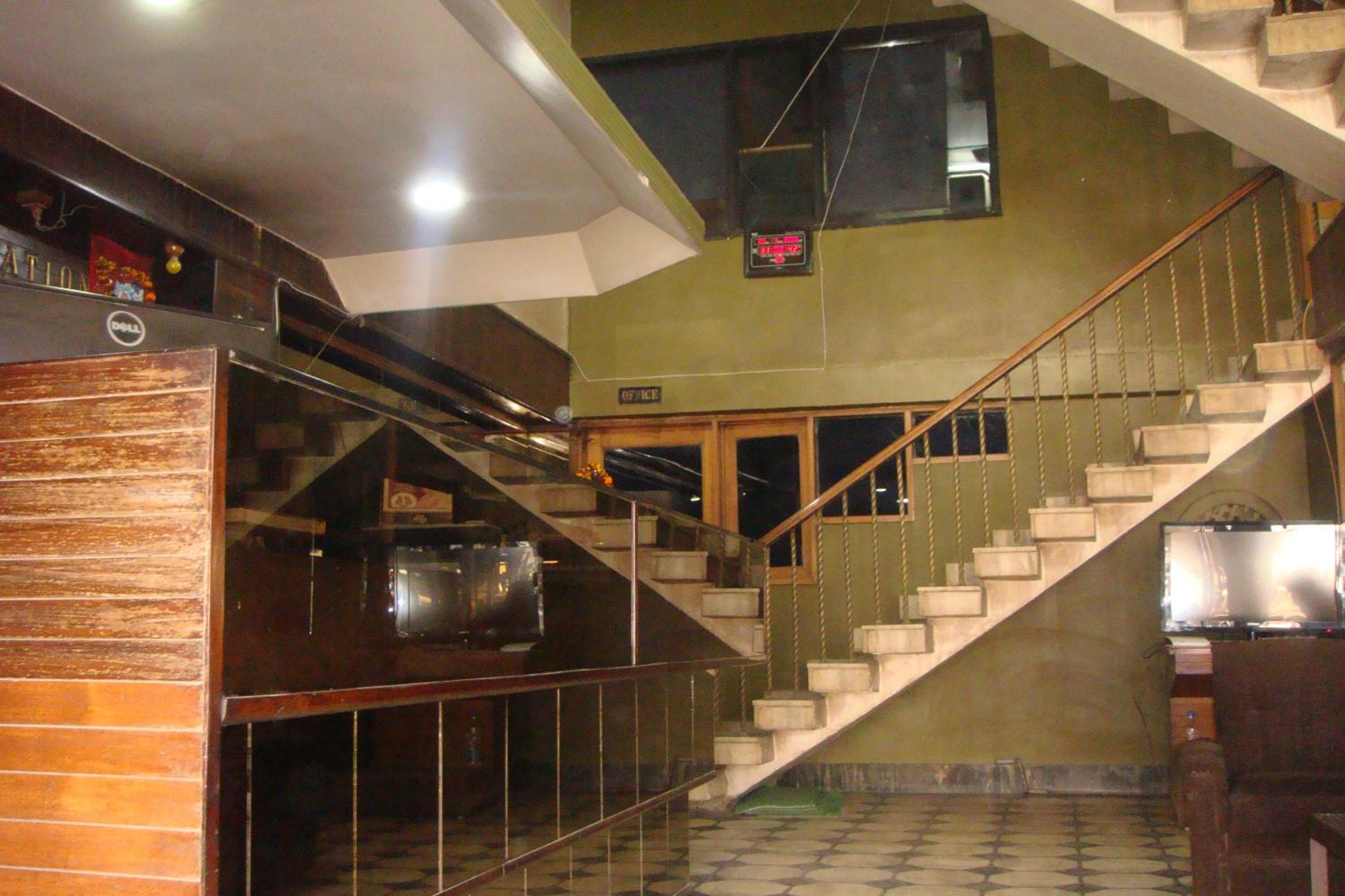 Aceotel Select Mayur
