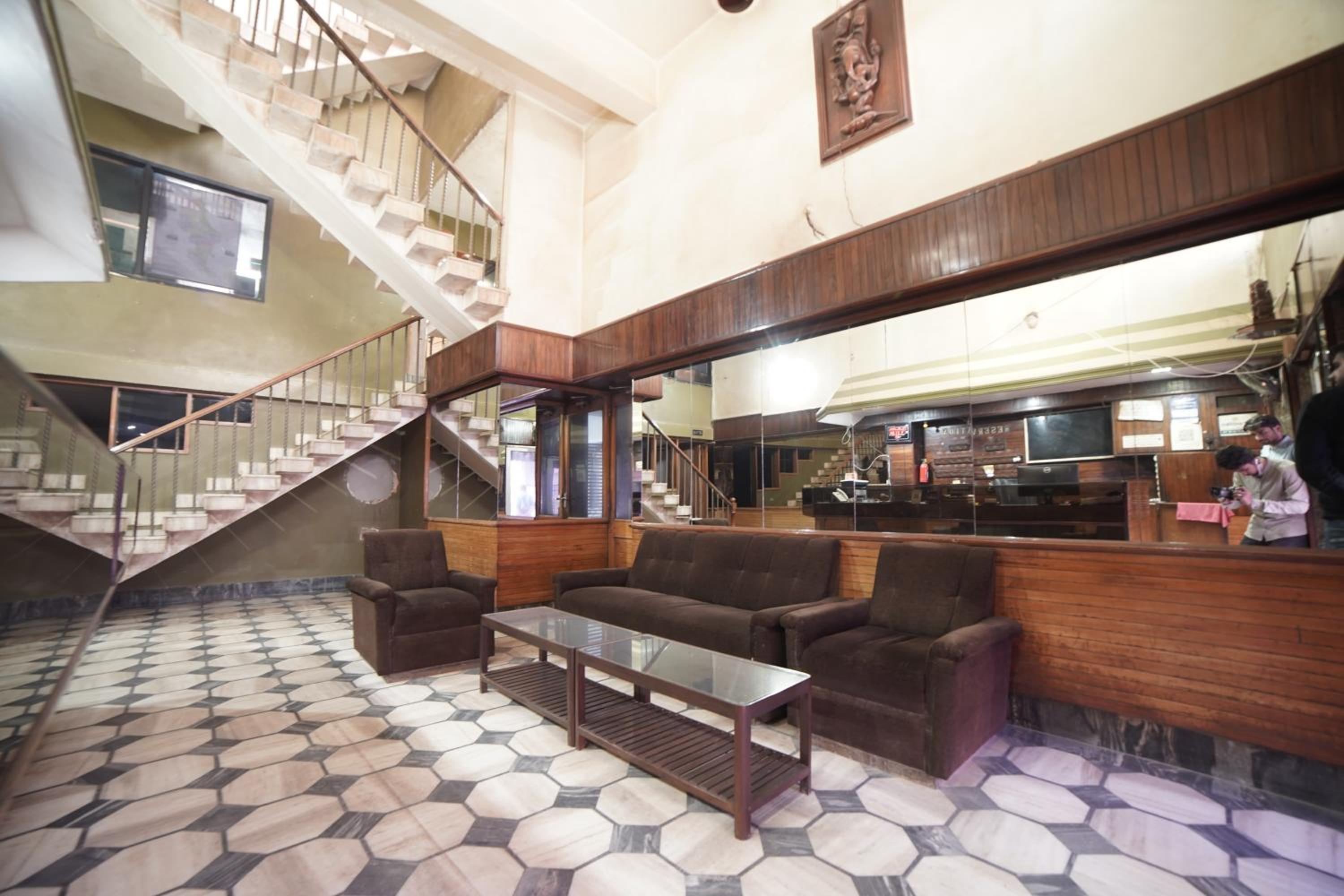 Aceotel Select Mayur