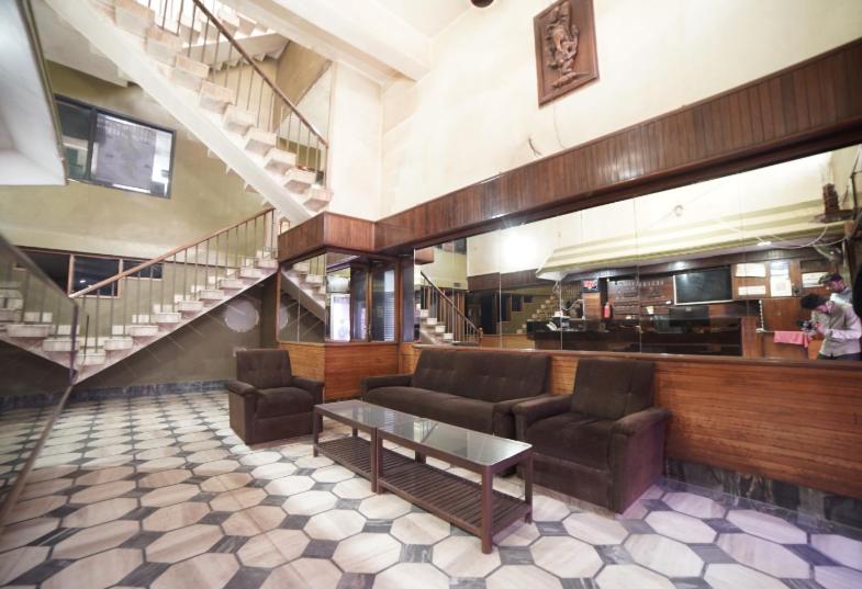 Aceotel Select Mayur