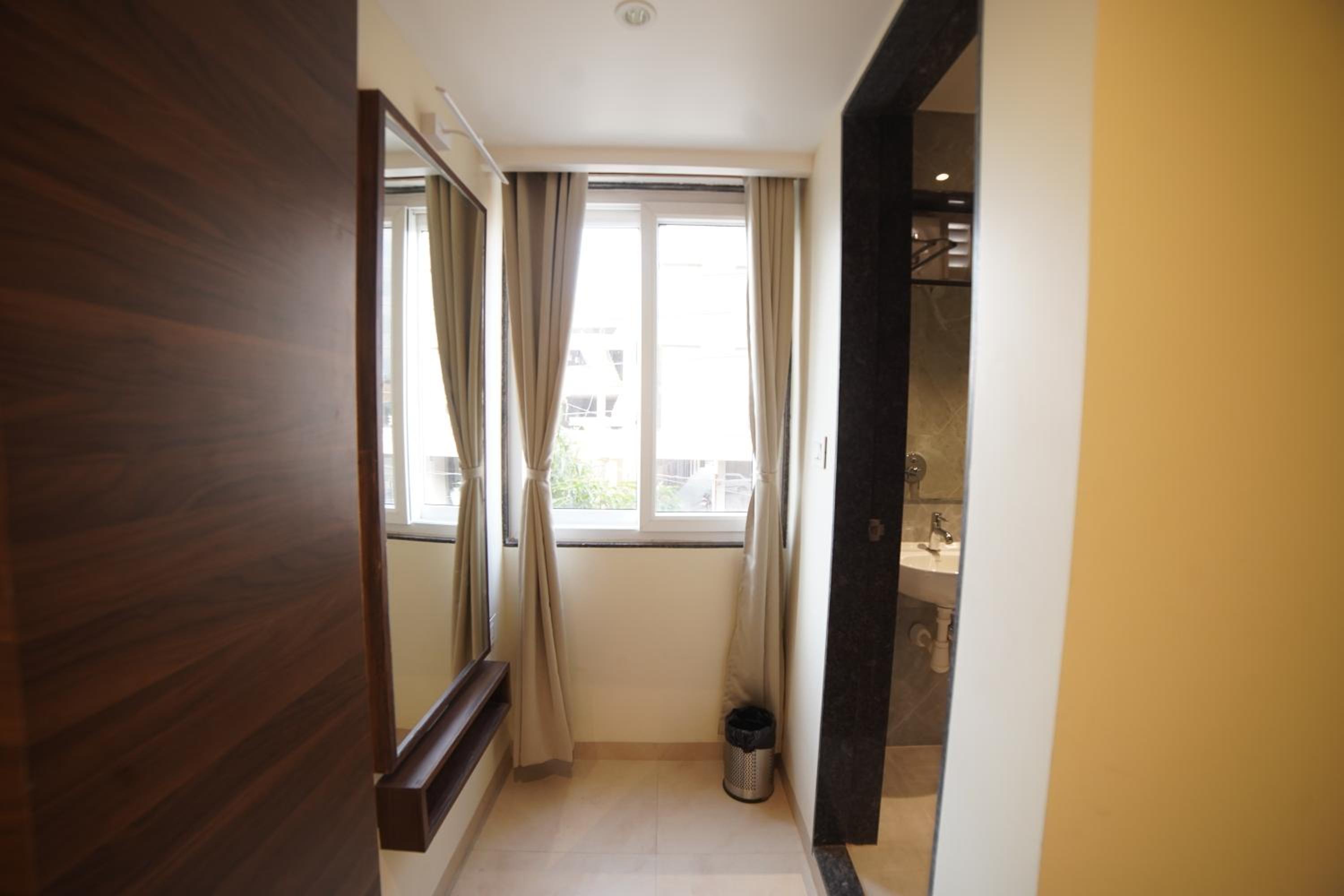 Aceotel Select Mayur