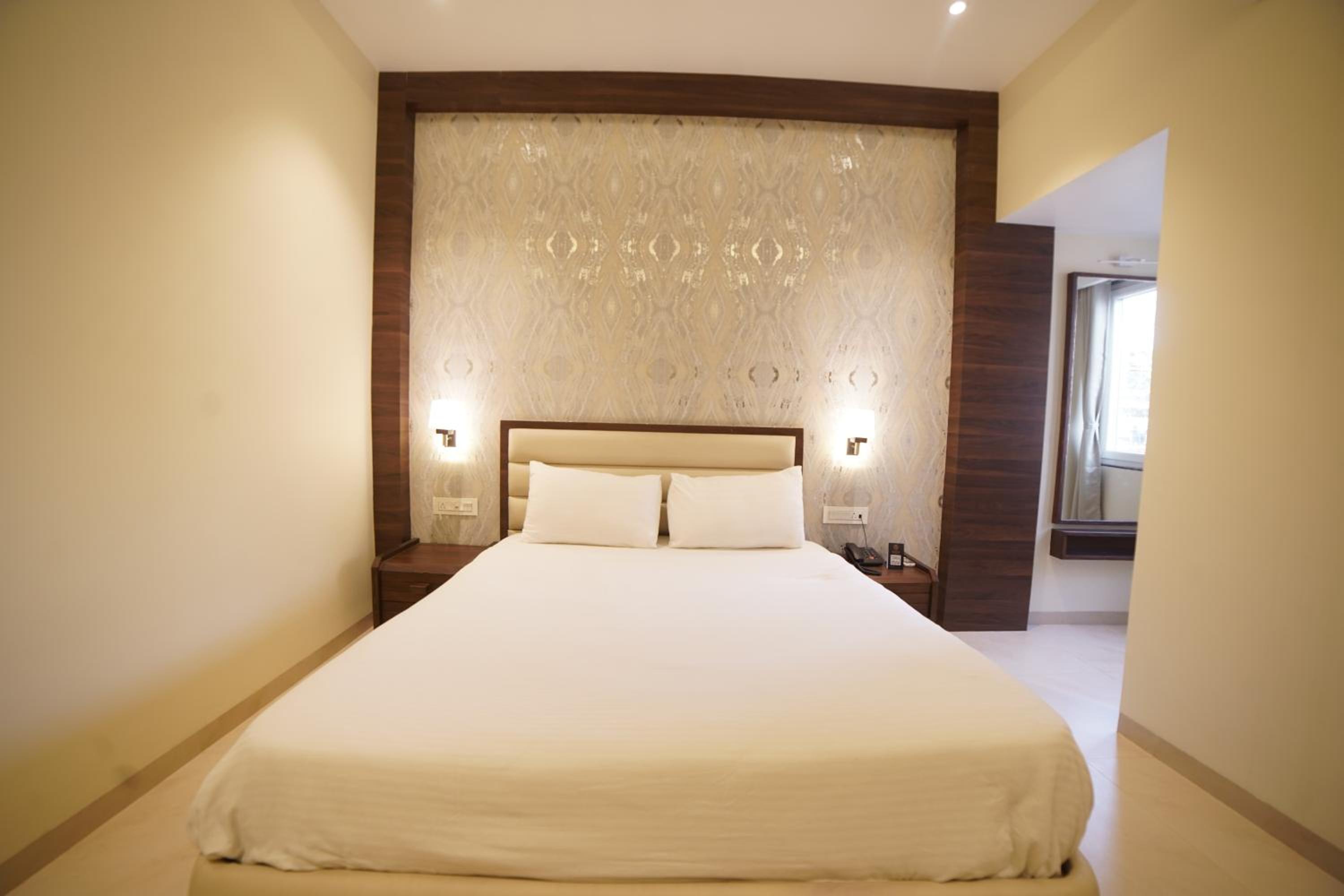 Aceotel Select Mayur