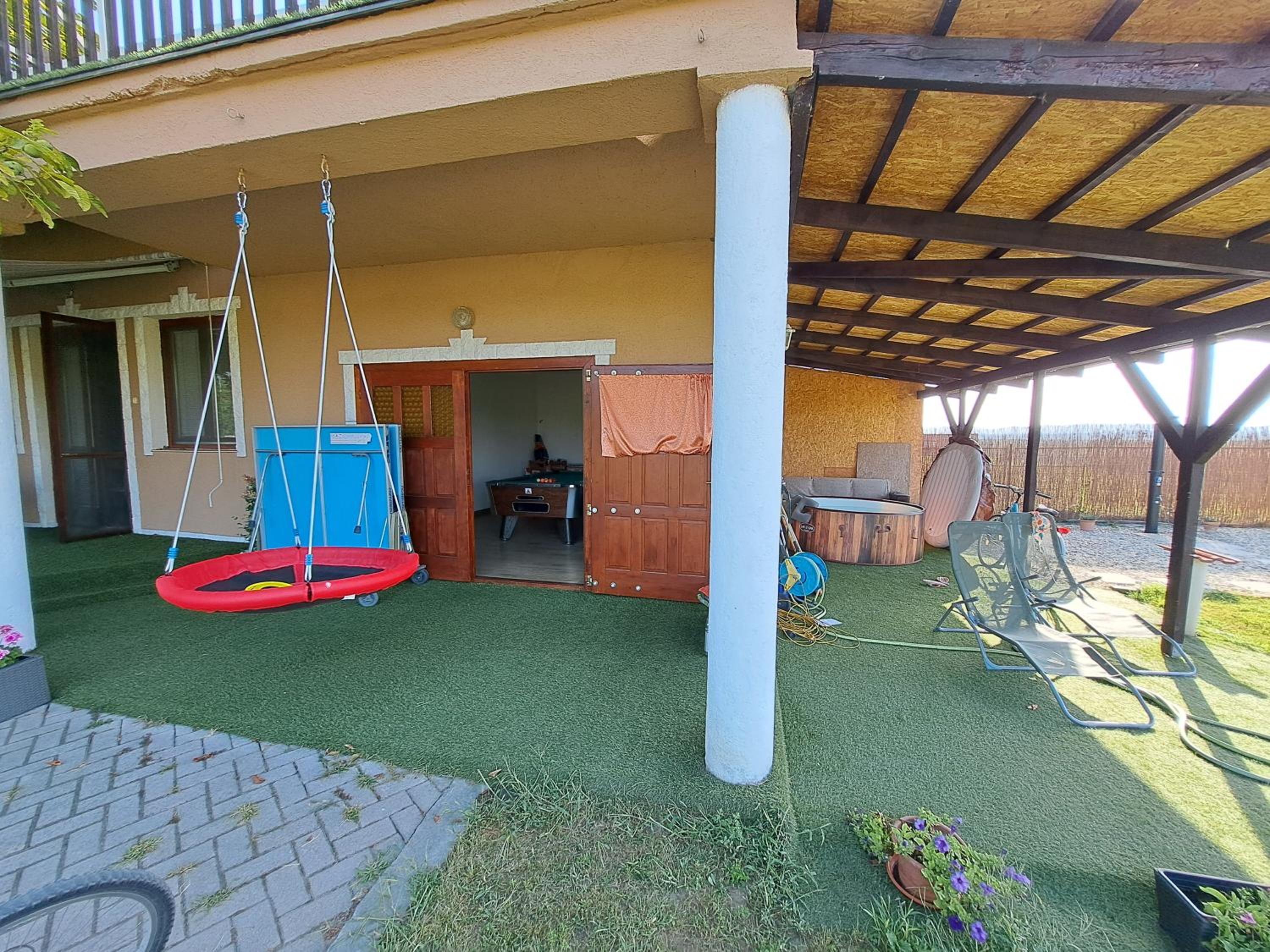 Photo 26
