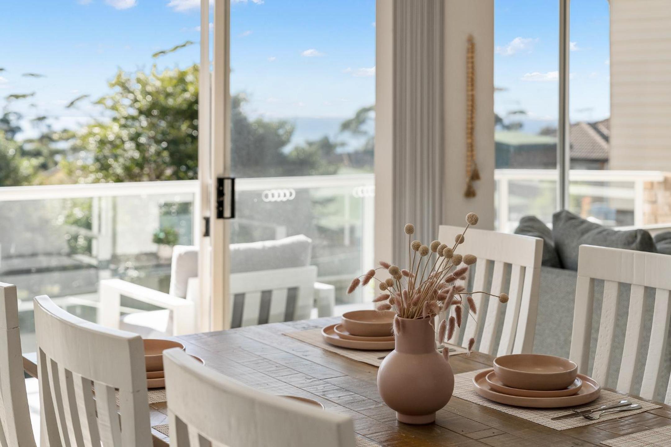 Mollymook Apartments with Ocean Views