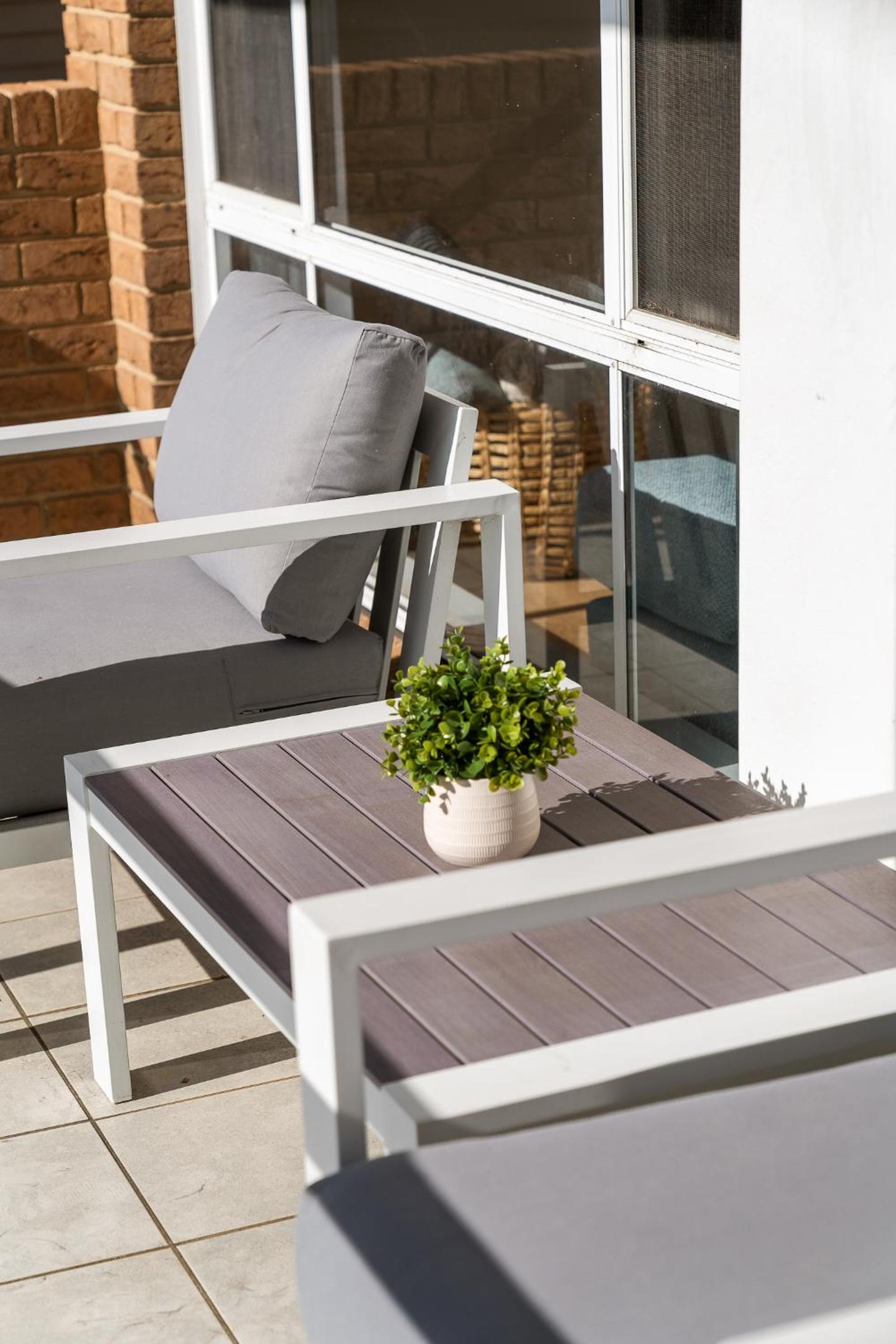 Mollymook Apartments with Ocean Views