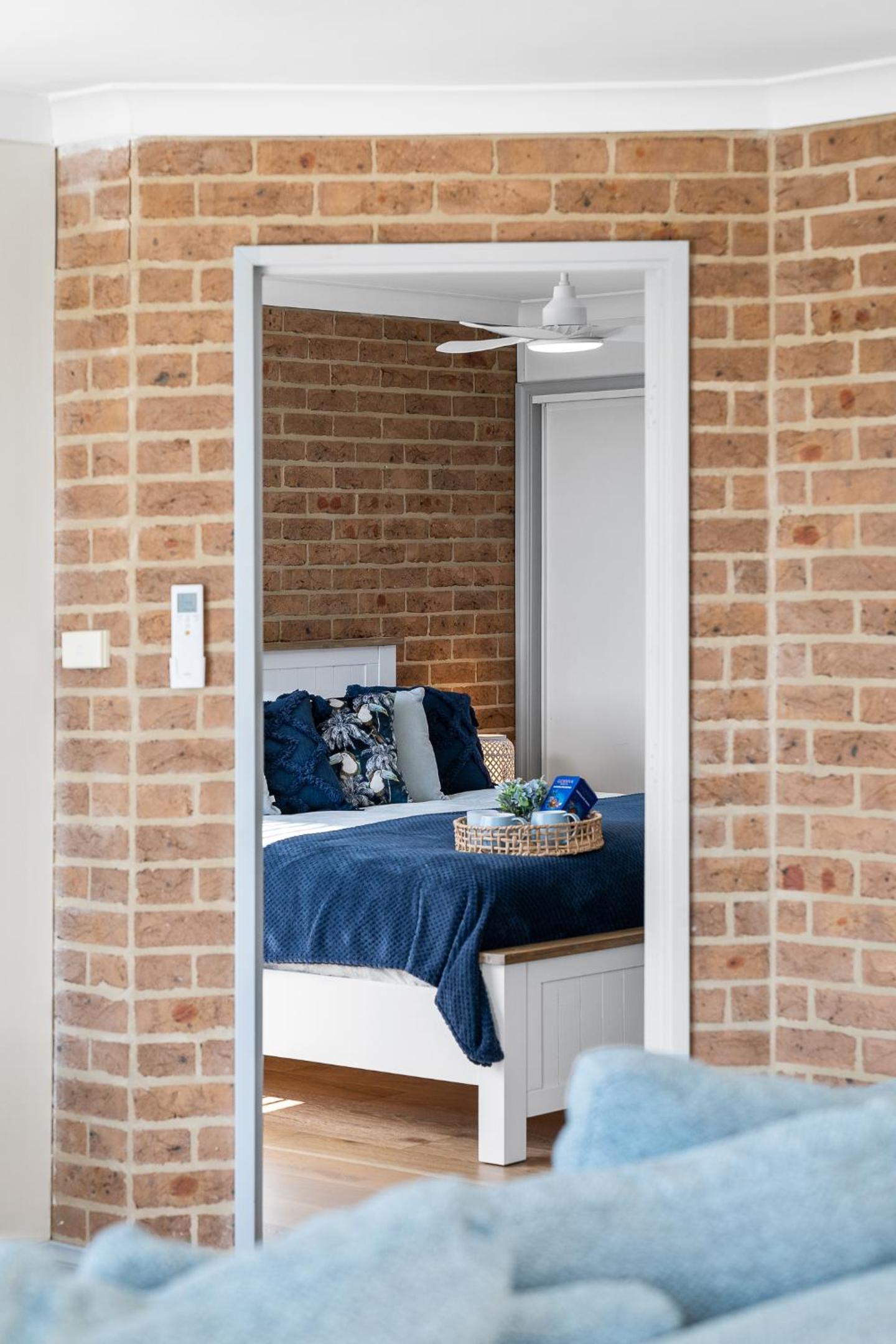 Mollymook Apartments with Ocean Views