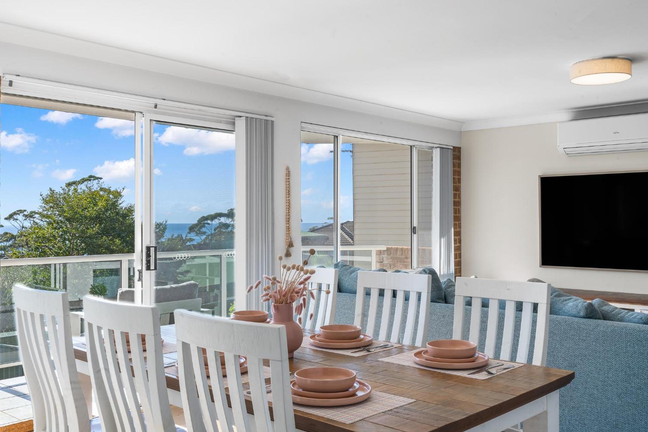 Mollymook Apartments with Ocean Views
