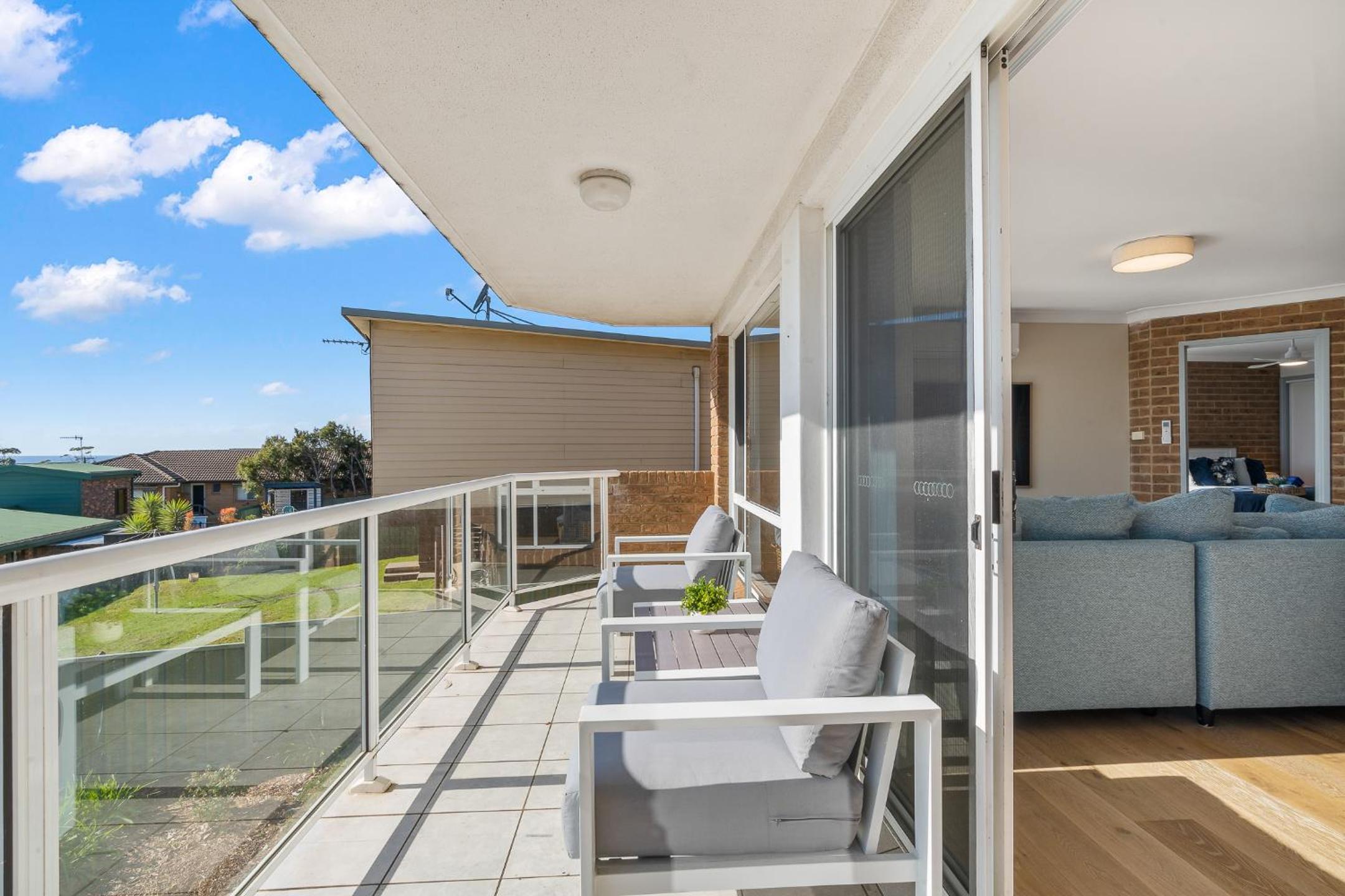 Mollymook Apartments with Ocean Views