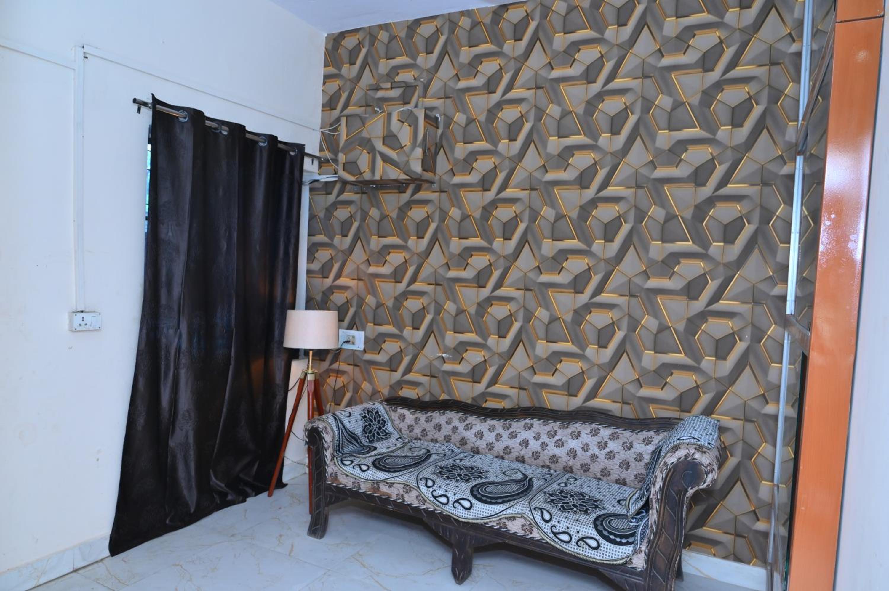 Privyrooms