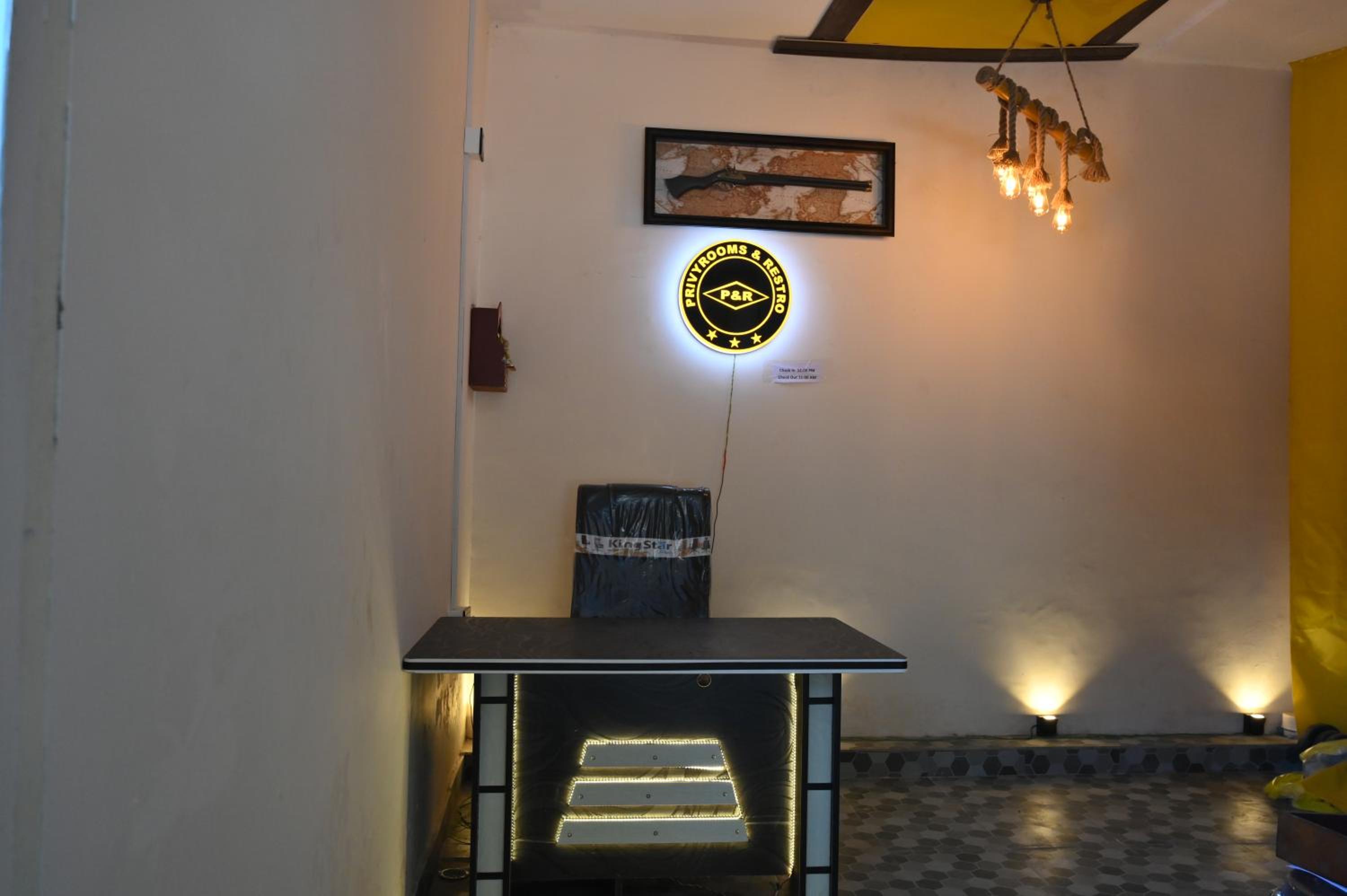 Privyrooms