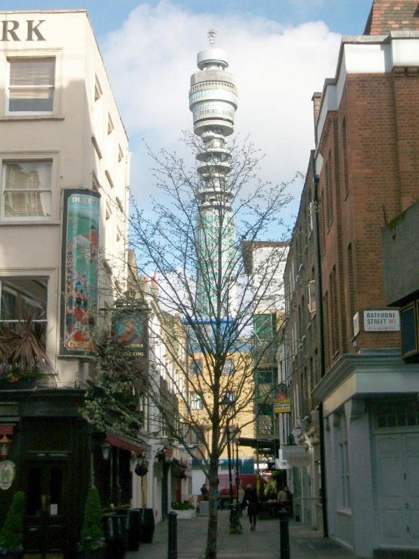 Central London Urban Modern Apartment near Warren Street