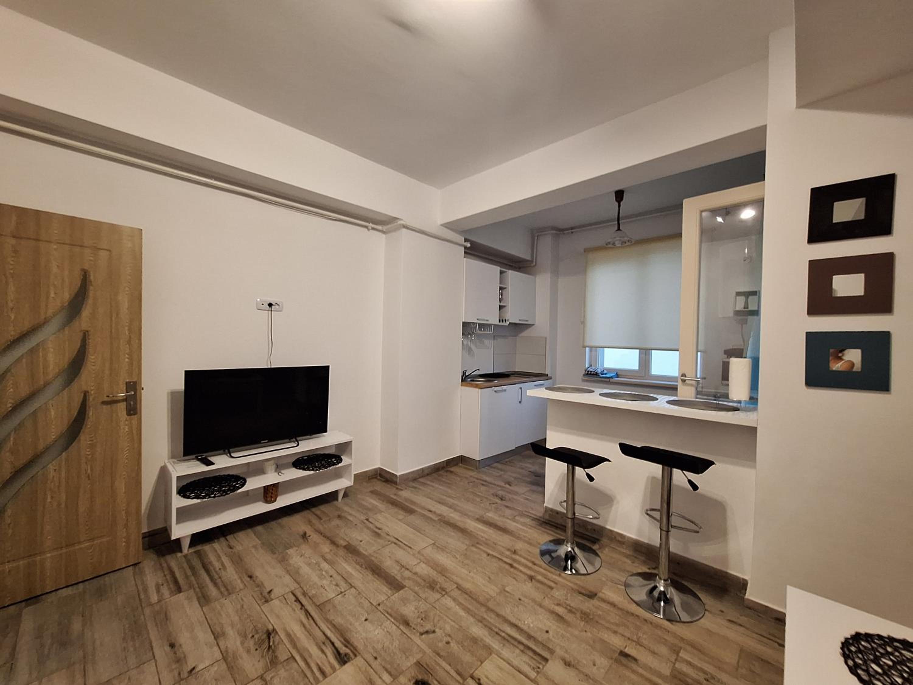 Moni apartment