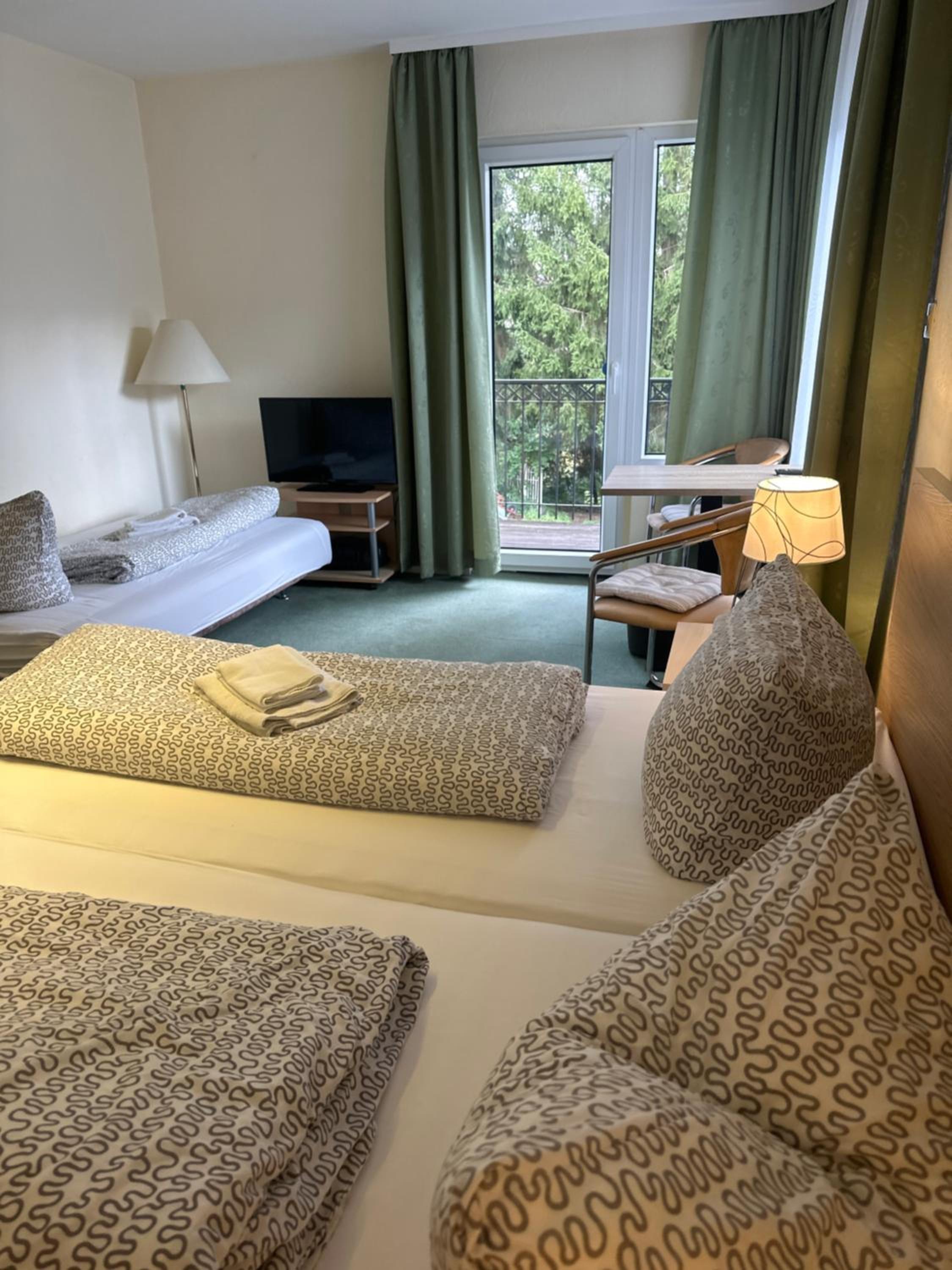 Studio für 3 Personen mit Du/WC