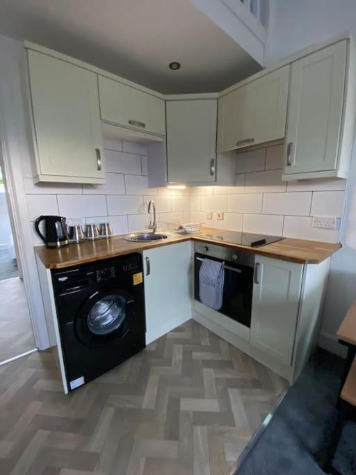 Wards House Loft Apartment, Matlock view 4