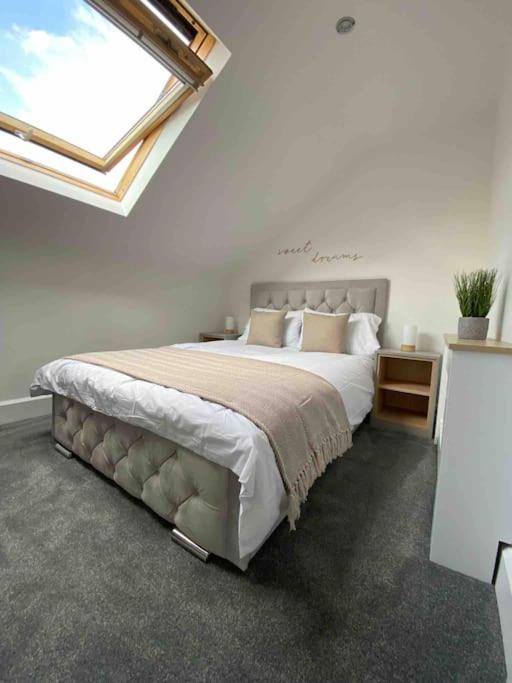 Wards House Loft Apartment, Matlock view 2