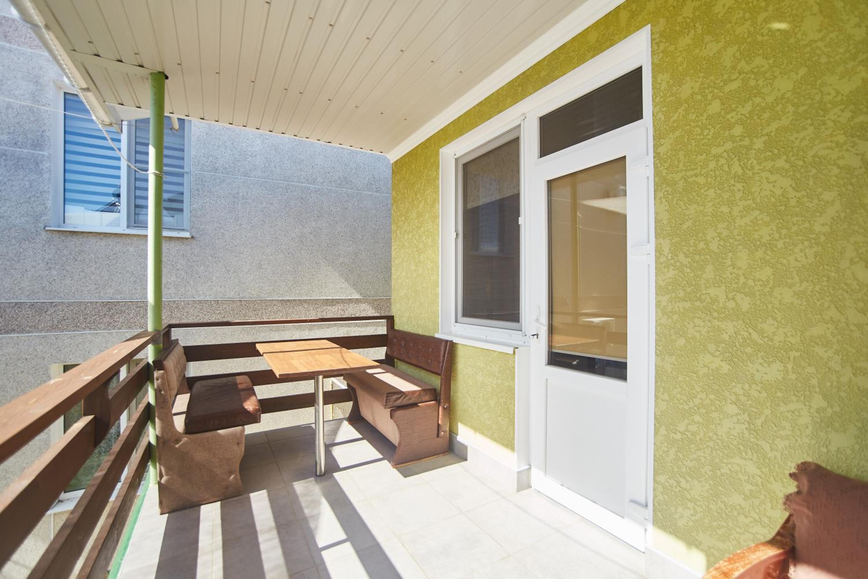 Green guest house view 4