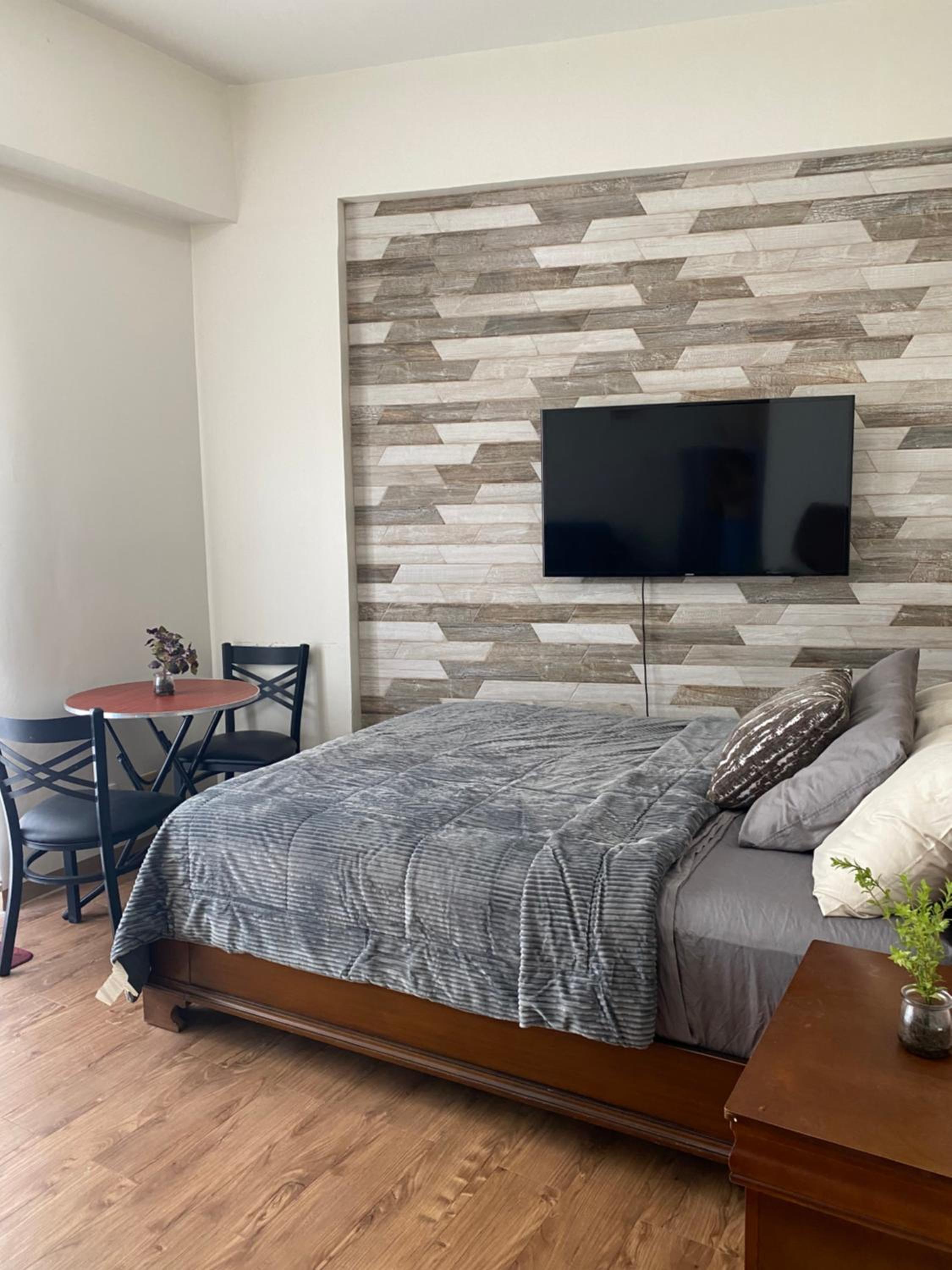 Travelers Delight Amani Grand Resort Residences 3-5mins from airport view 2