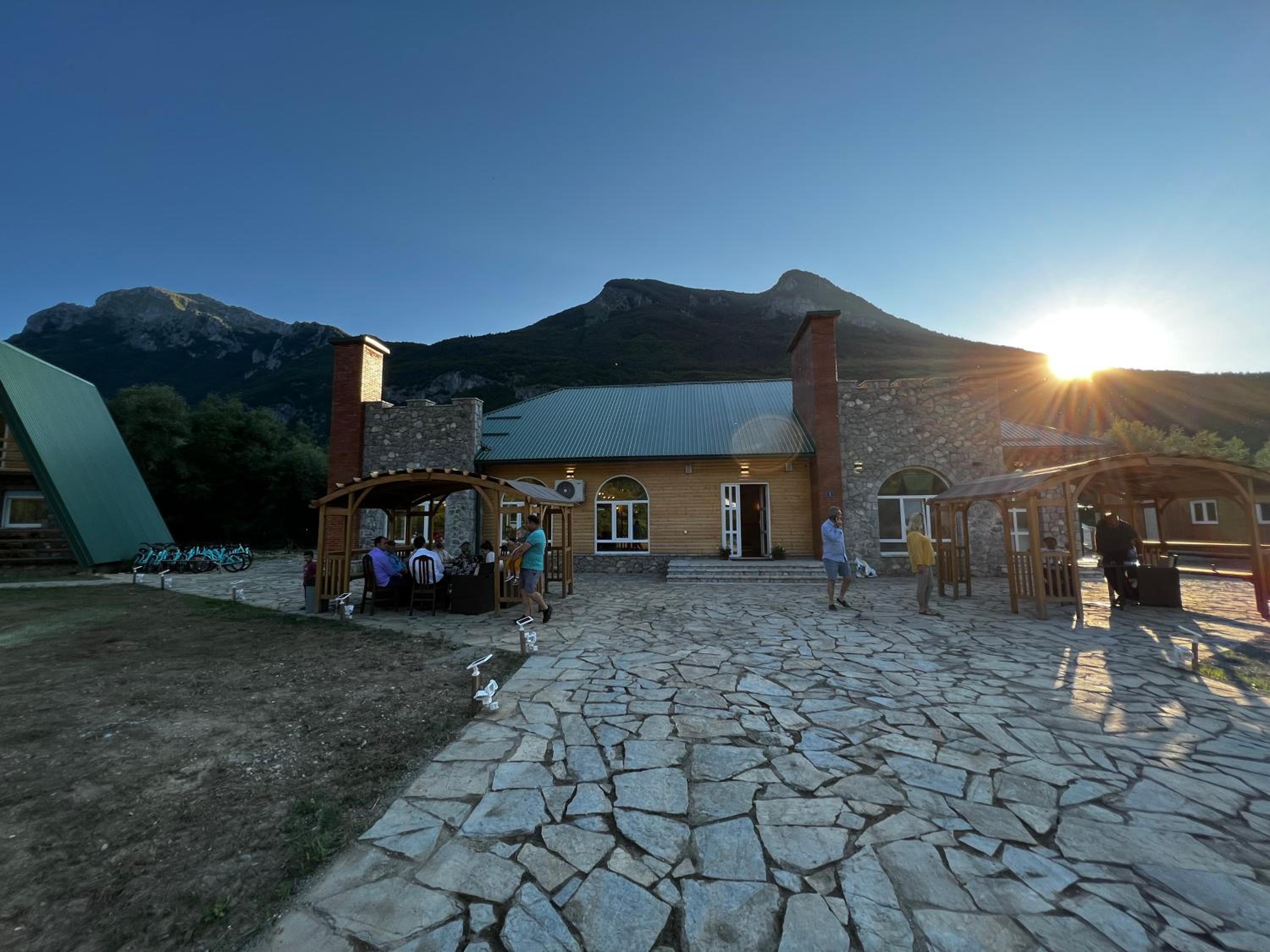 Mountain View Resort