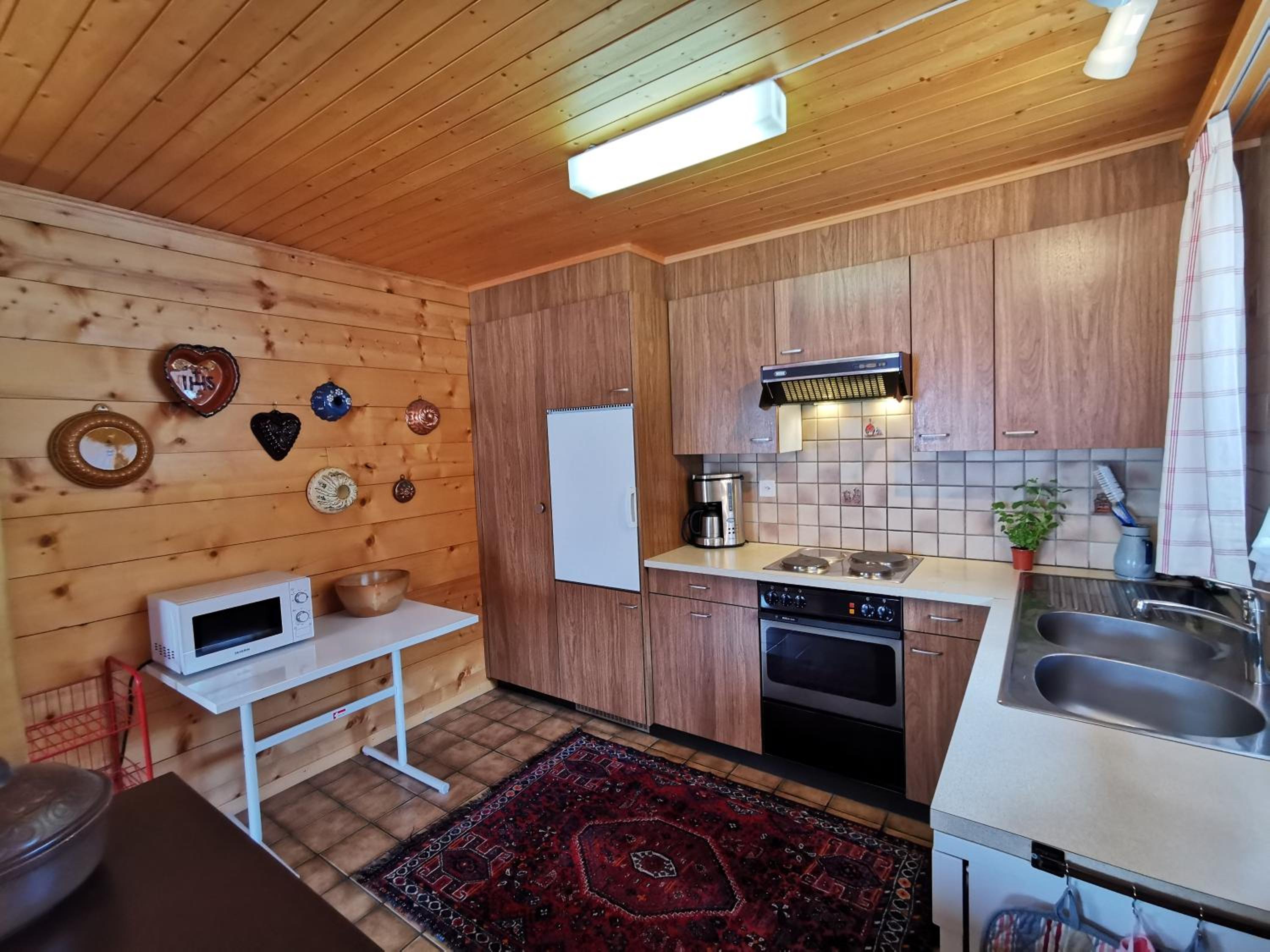 CHALET HÜTTLE - authentisch, ruhig, mitten im grün