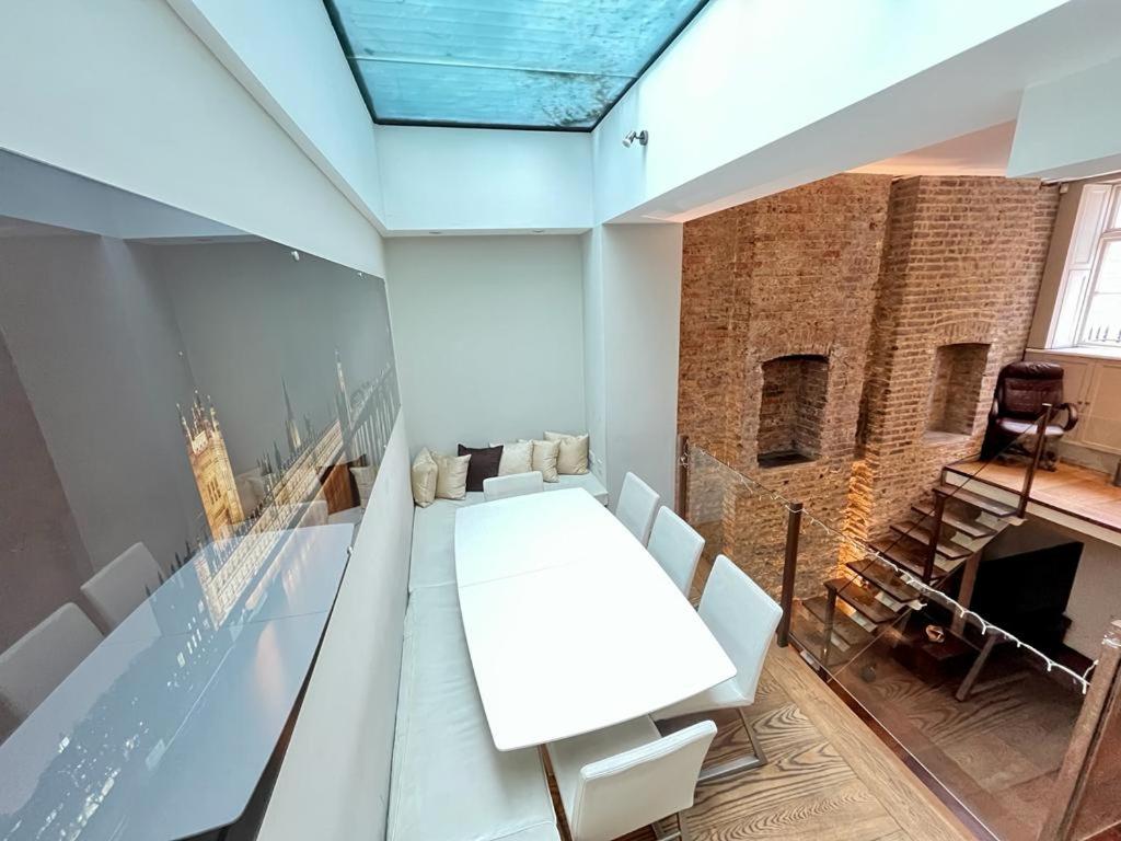 4 floor Apartment in Covent Garden