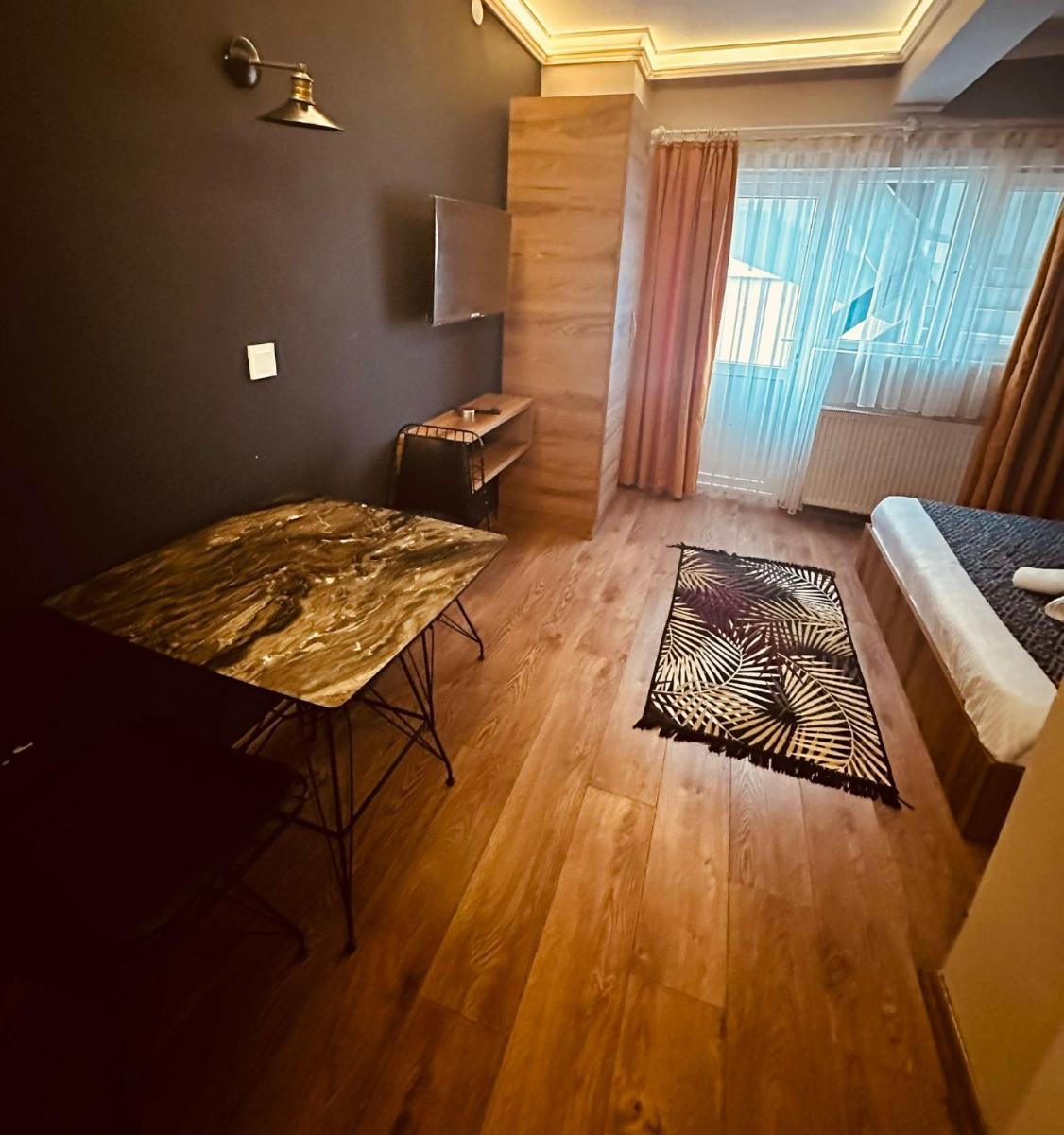 OTTO Boutique - Image 13