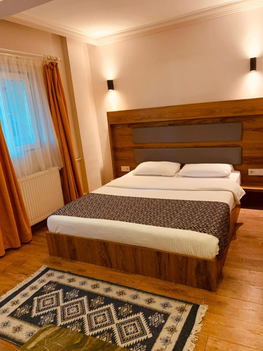 OTTO Boutique - Image 12