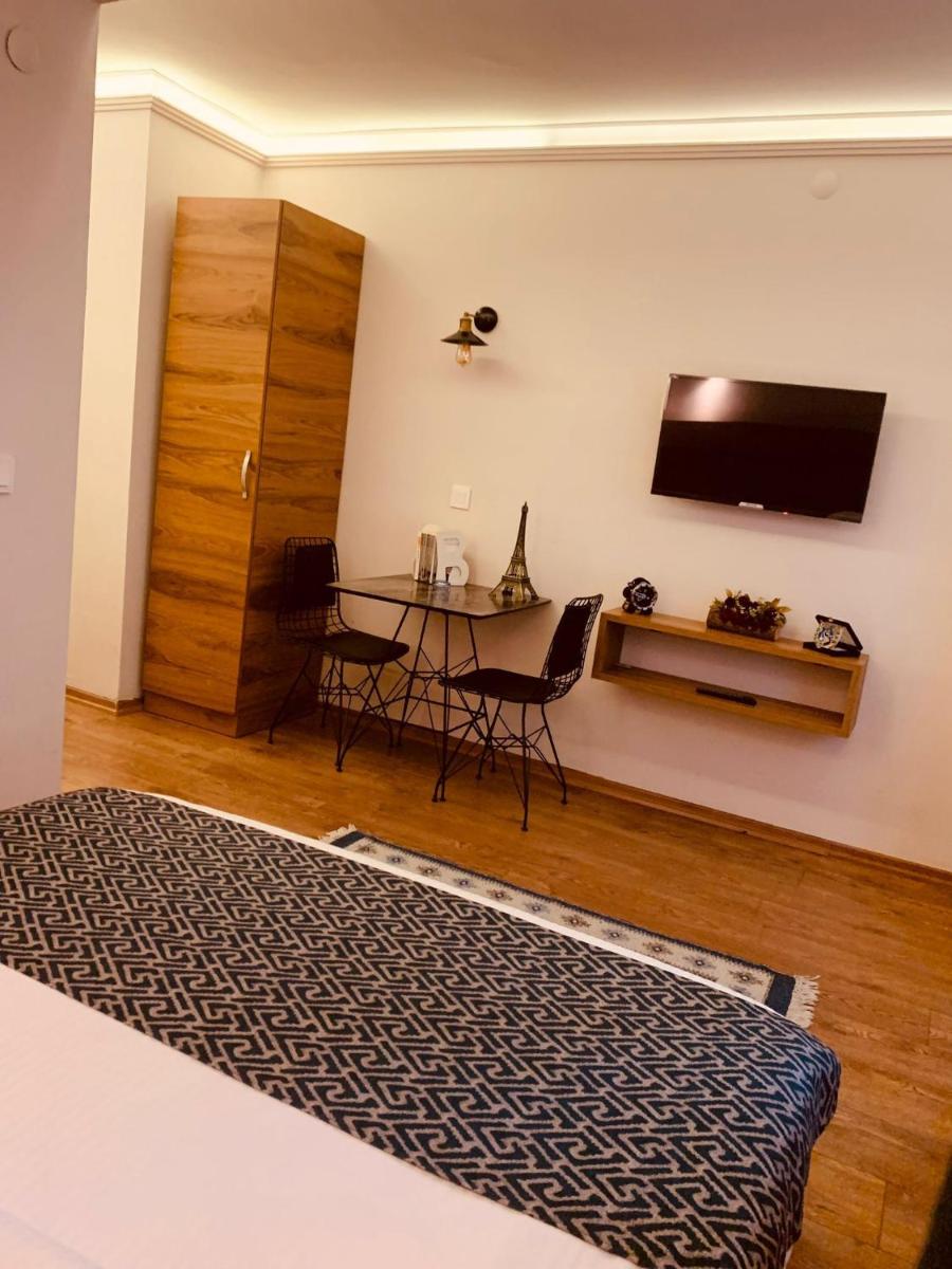 OTTO Boutique - Image 11