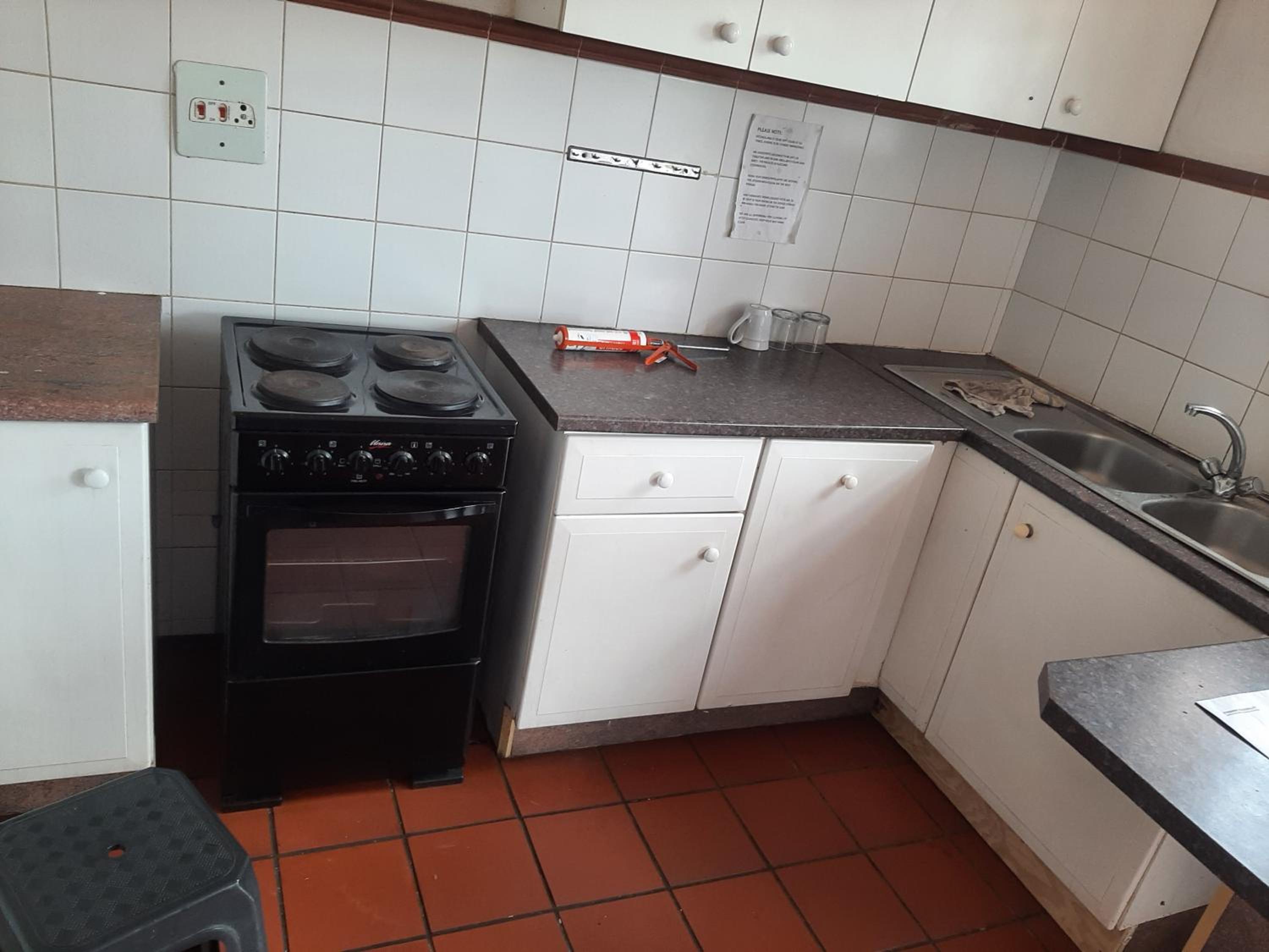 3 Bedroom Manor Gardens House view 5
