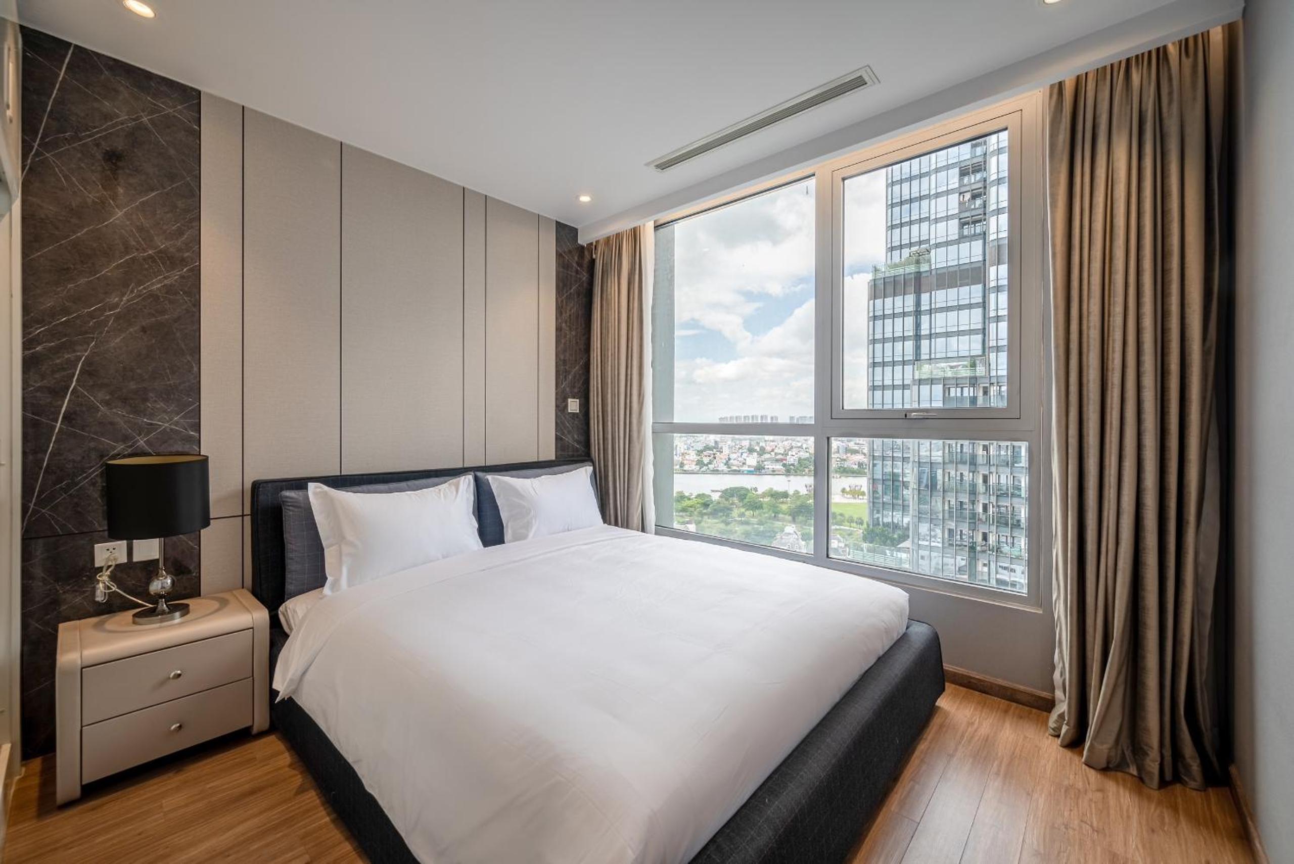 Vinhomes Central Park Luxury Apartment 1,2,3,4 bedroom, Landmark 81 area