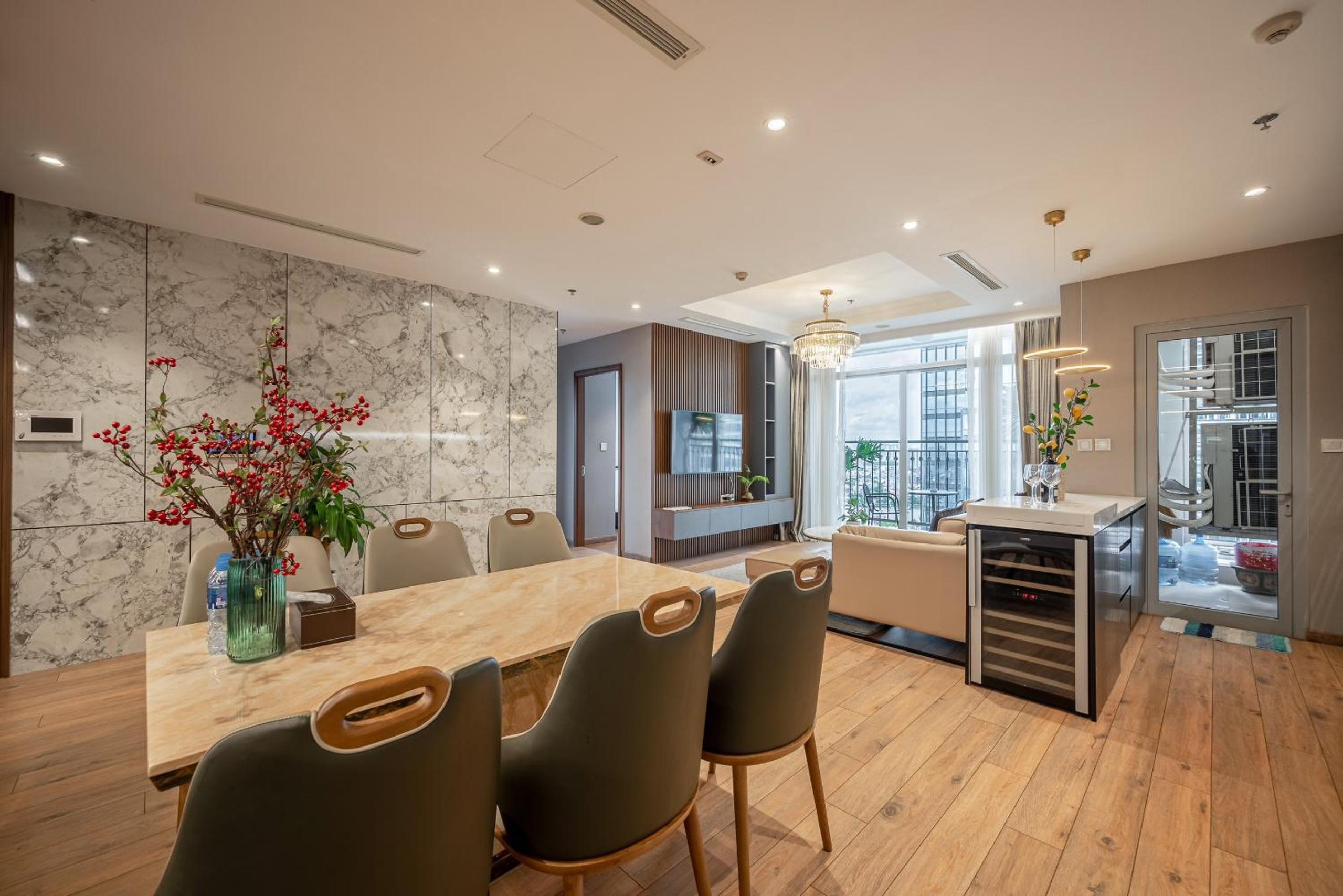 Vinhomes Central Park Luxury Apartment 1,2,3,4 bedroom, Landmark 81 area