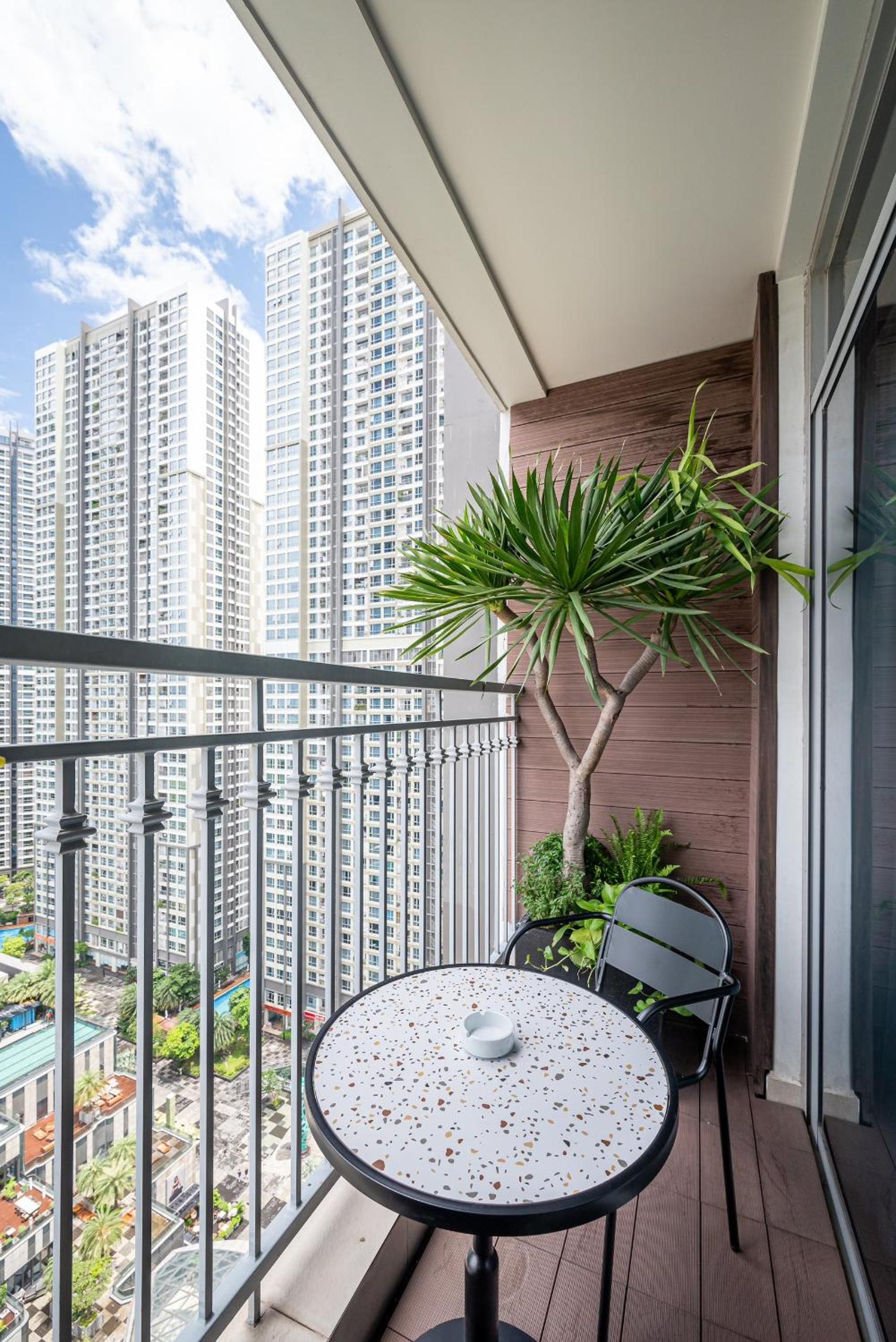 Vinhomes Central Park Luxury Apartment 1,2,3,4 bedroom, Landmark 81 area