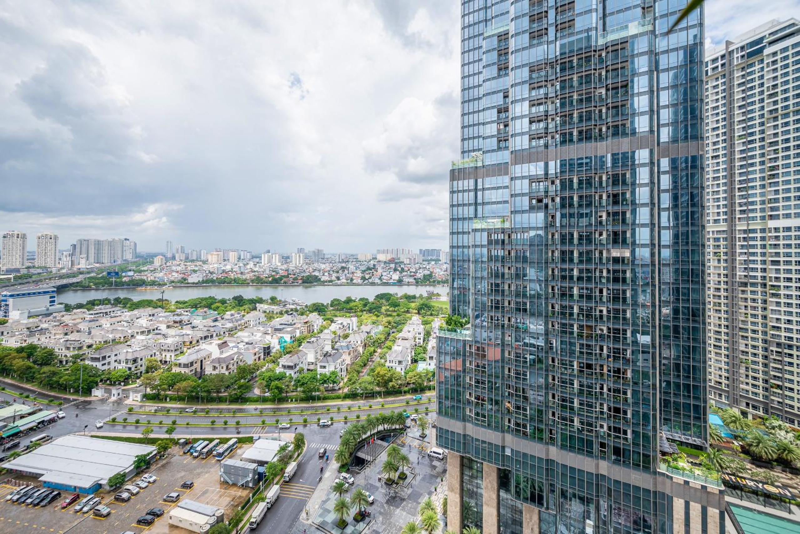 Vinhomes Central Park Luxury Apartment 1,2,3,4 bedroom, Landmark 81 area