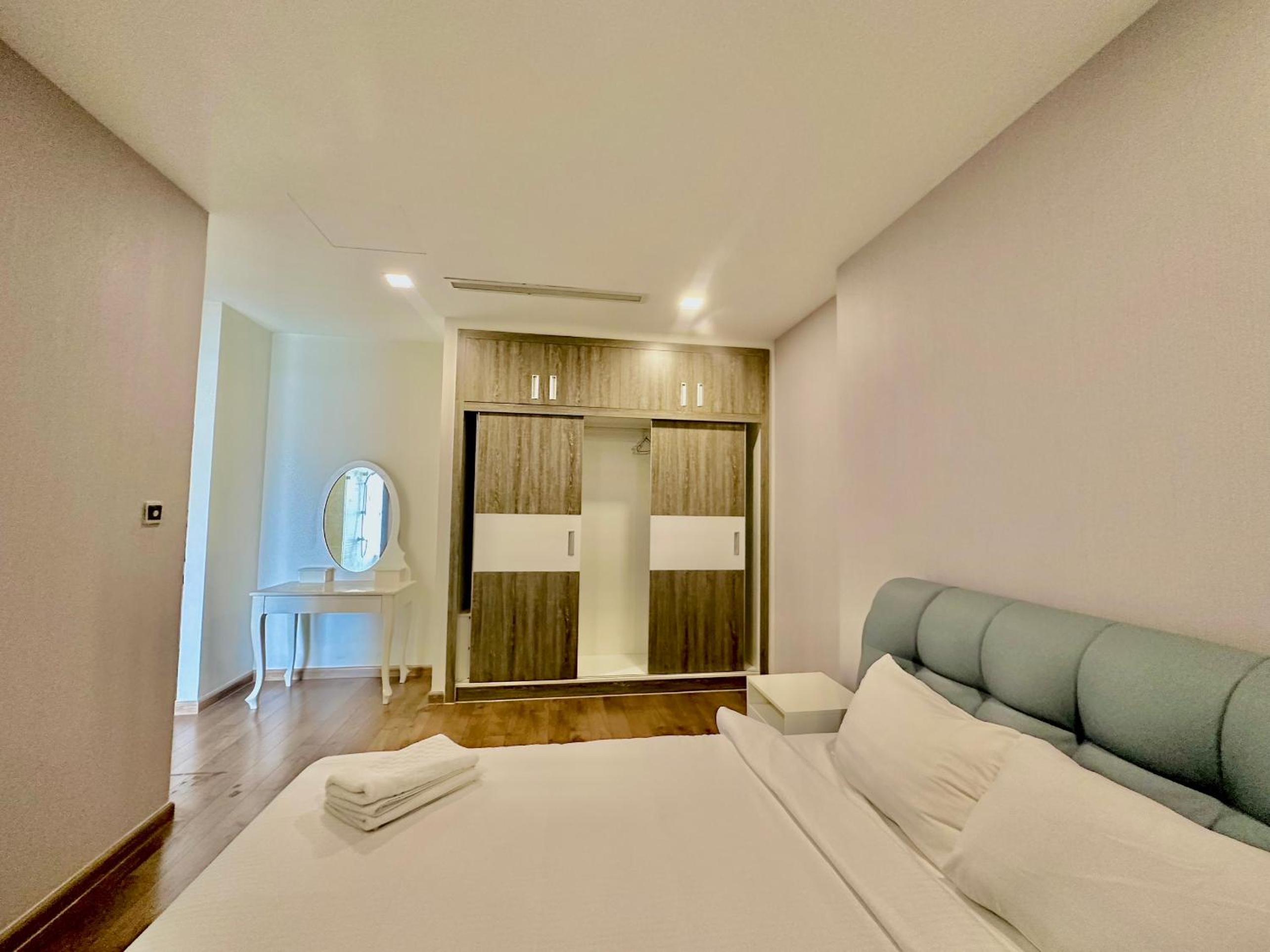 Vinhomes Central Park Luxury Apartment 1,2,3,4 bedroom, Landmark 81 area