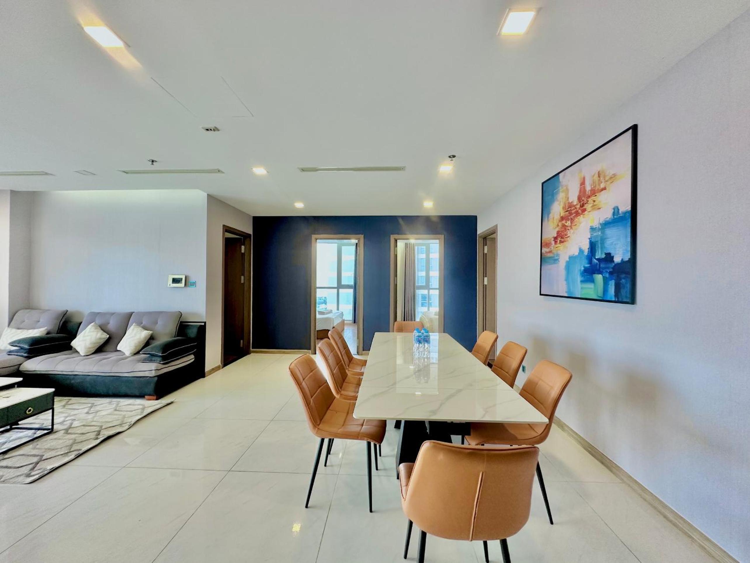 Vinhomes Central Park Luxury Apartment 1,2,3,4 bedroom, Landmark 81 area