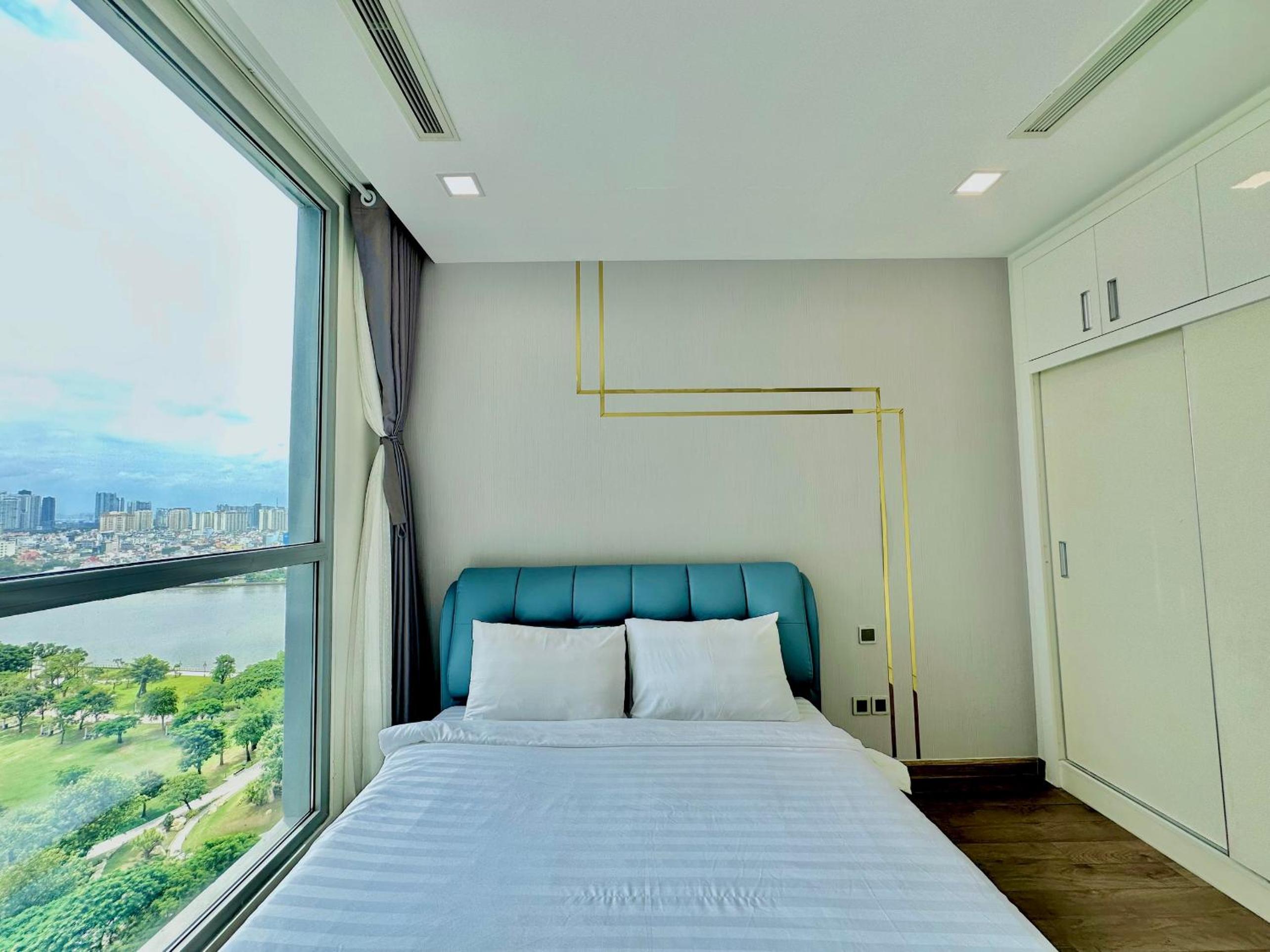 Vinhomes Central Park Luxury Apartment 1,2,3,4 bedroom, Landmark 81 area