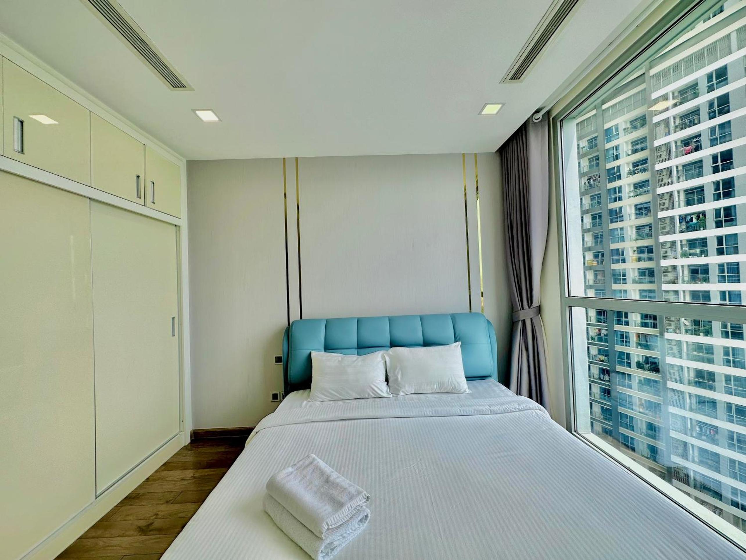 Vinhomes Central Park Luxury Apartment 1,2,3,4 bedroom, Landmark 81 area
