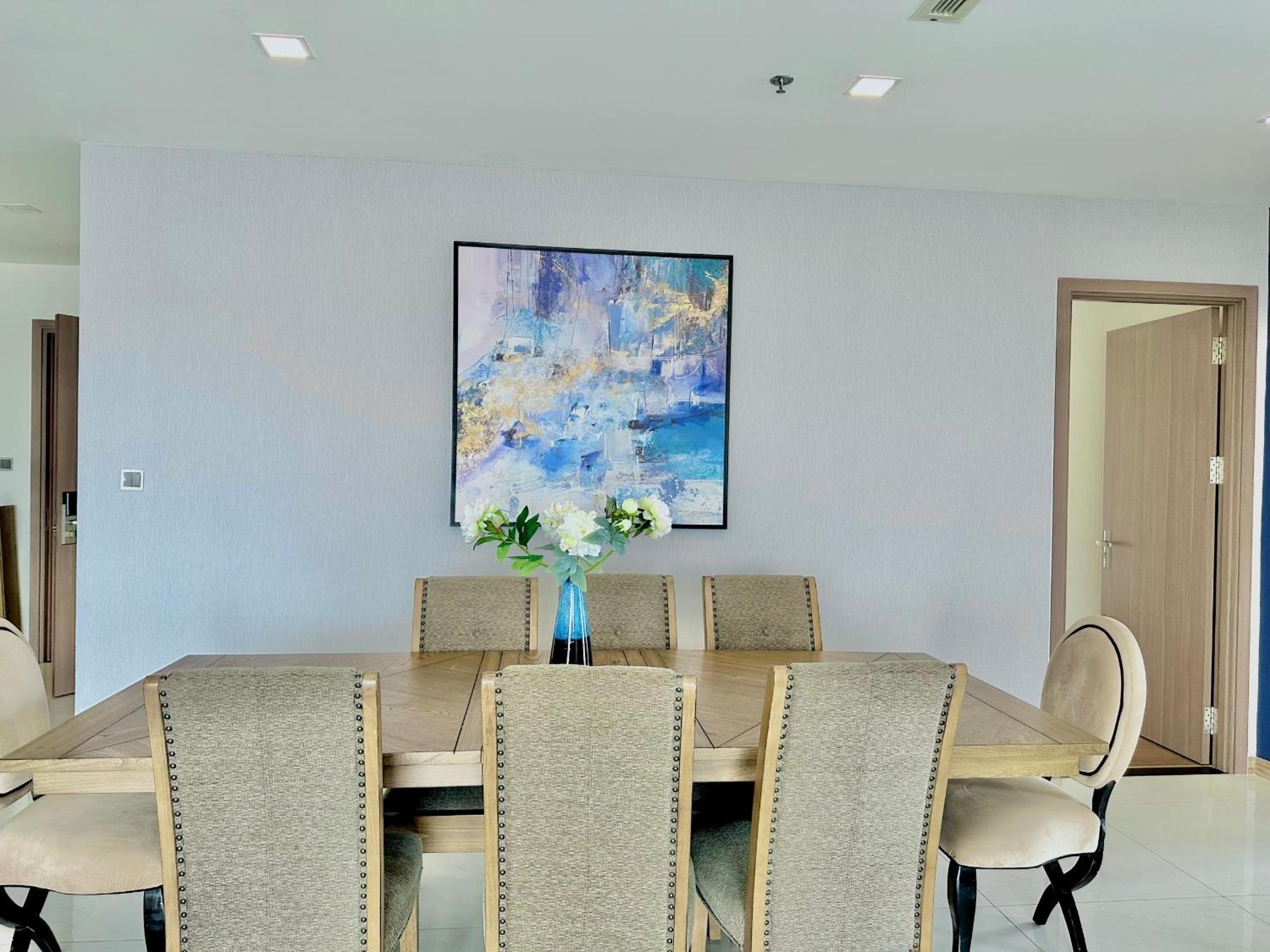 Vinhomes Central Park Luxury Apartment 1,2,3,4 bedroom, Landmark 81 area