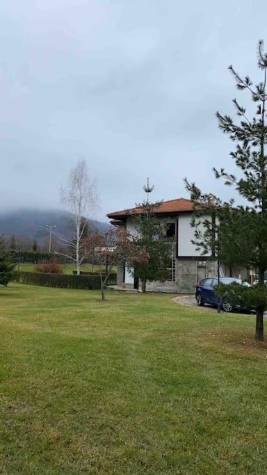 Vacation house in Pravets golf resort At Pravets Lake