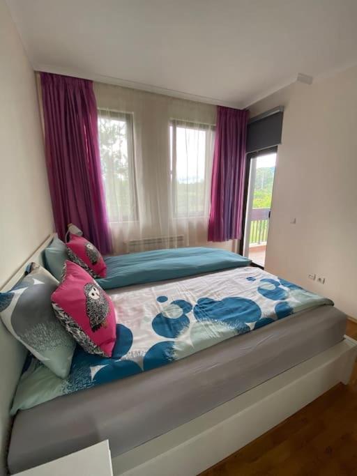 Vacation house in Pravets golf resort At Pravets Lake