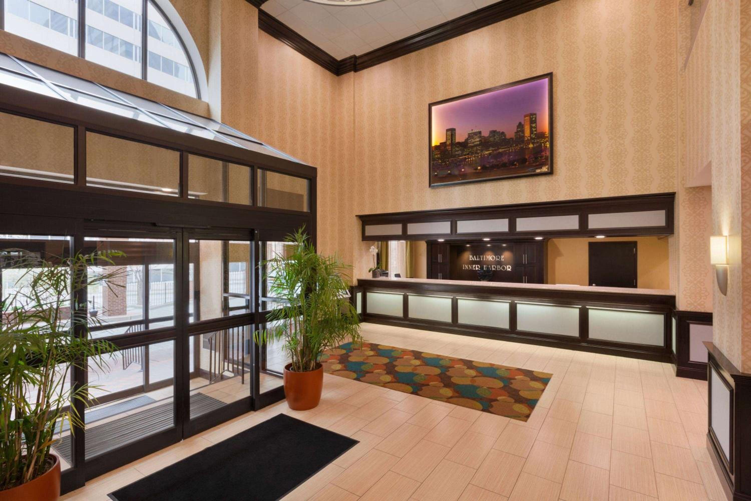 Days Inn by Wyndham Baltimore Inner Harbor - Property Image 4