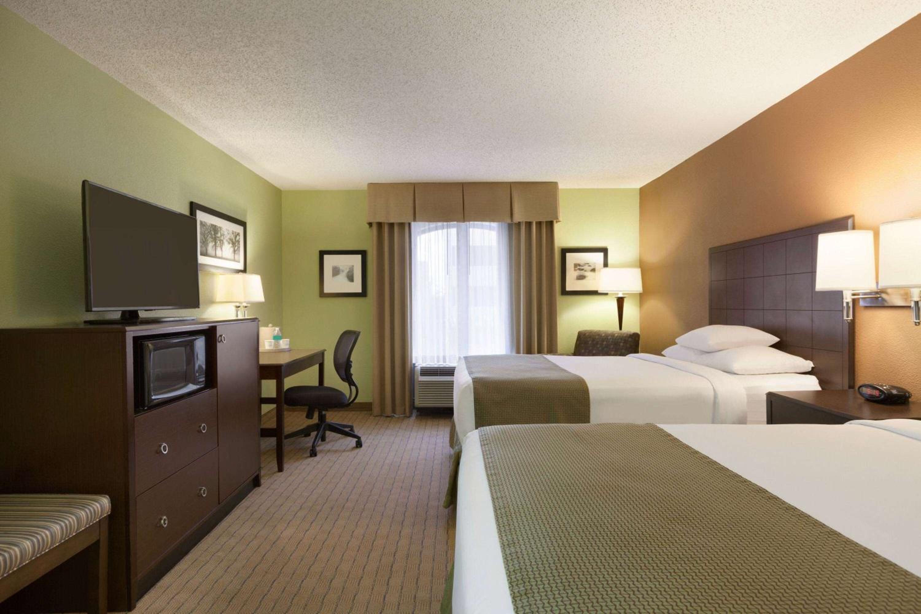 Days Inn by Wyndham Baltimore Inner Harbor - Property Image 48