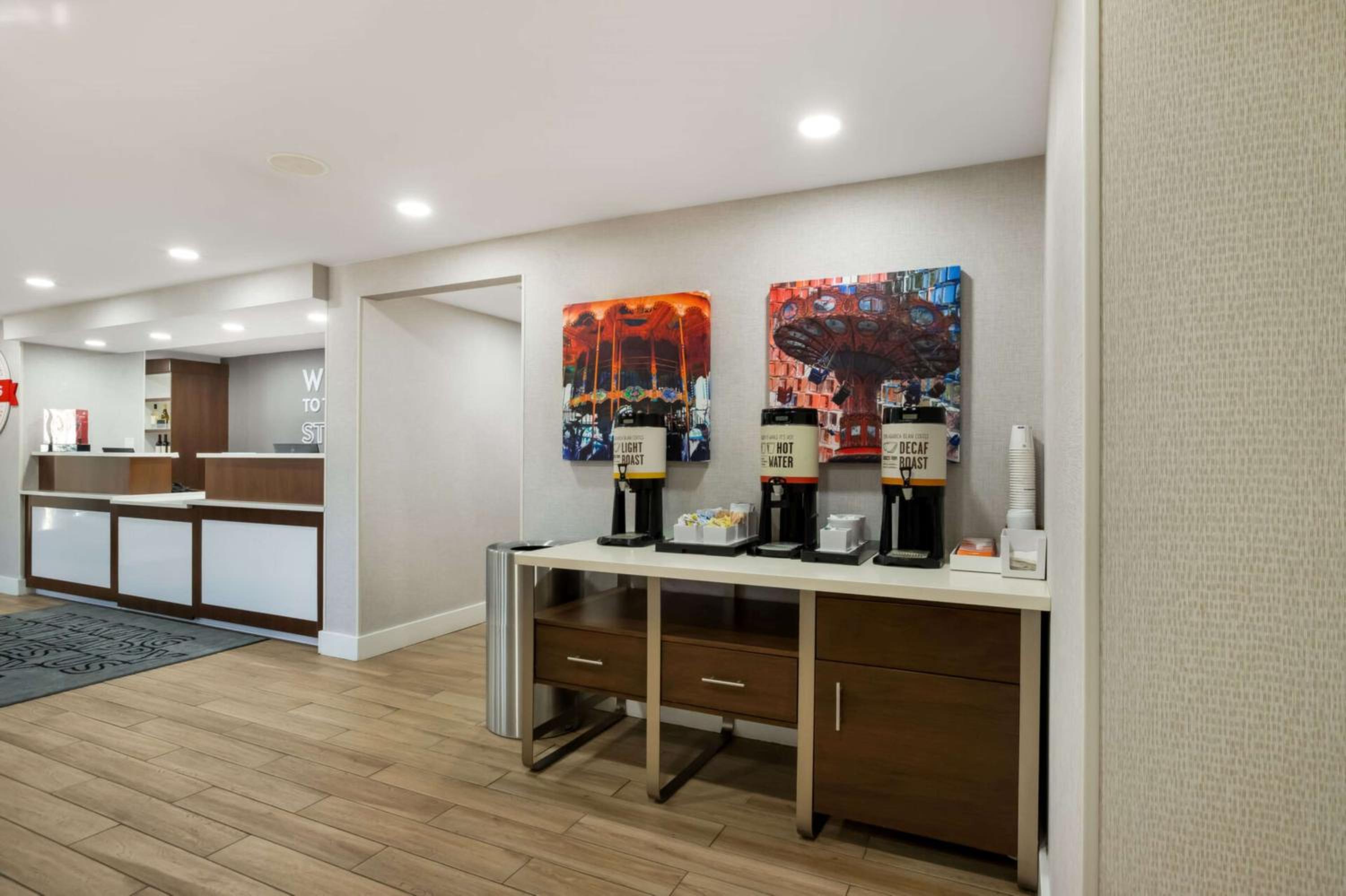 Hampton Inn Philadelphia/Willow Grove - Property Image 6