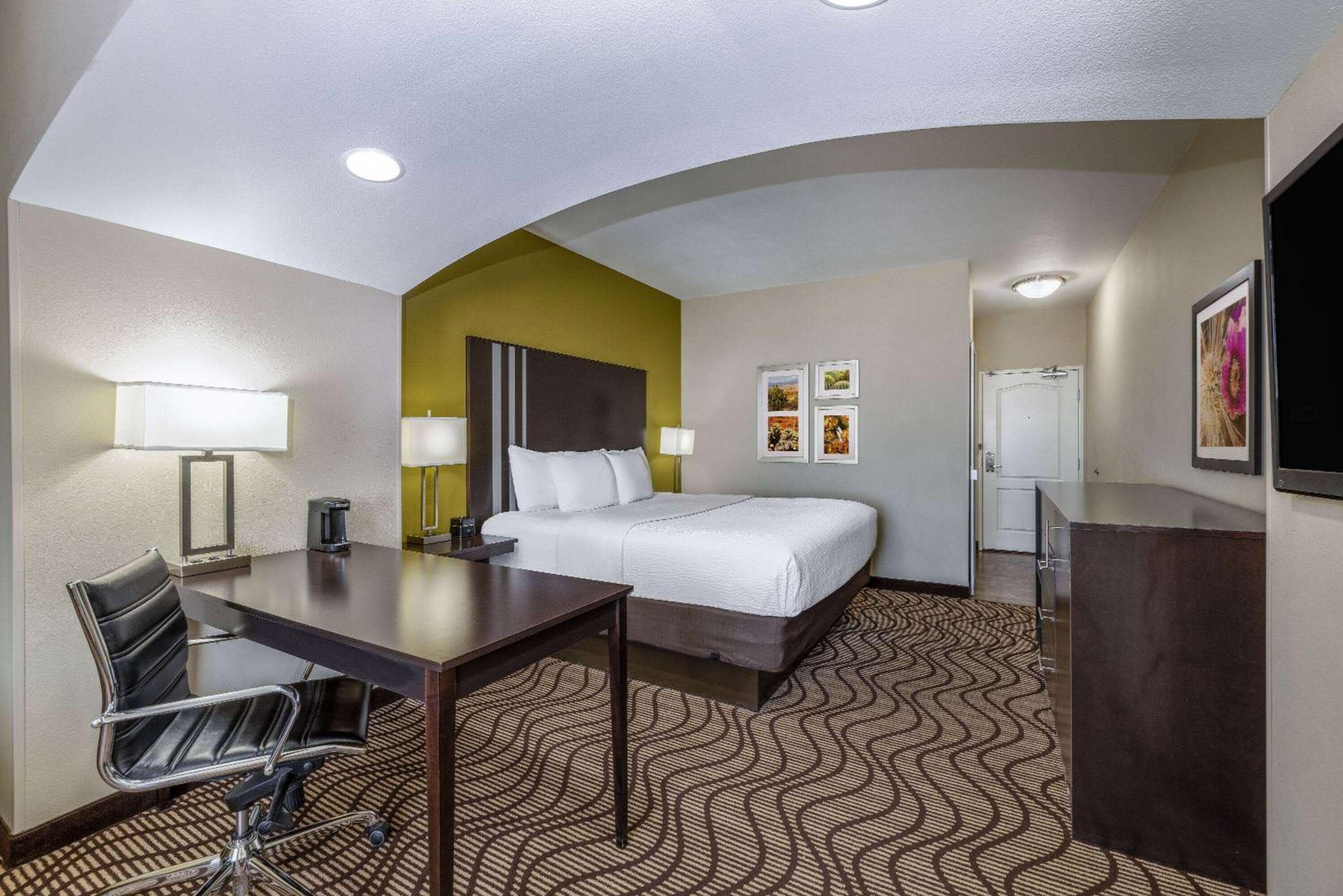 La Quinta by Wyndham Artesia