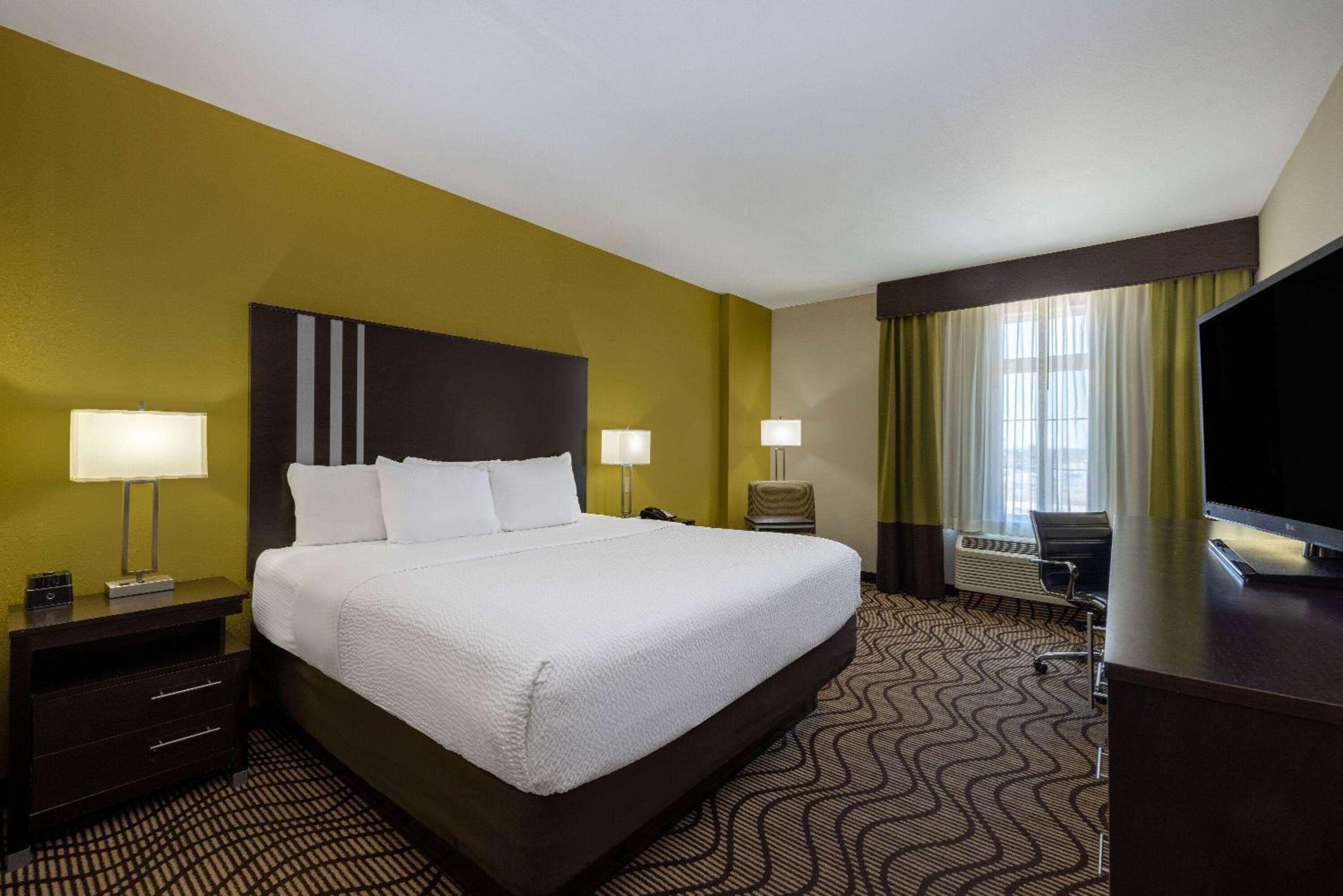 La Quinta by Wyndham Artesia