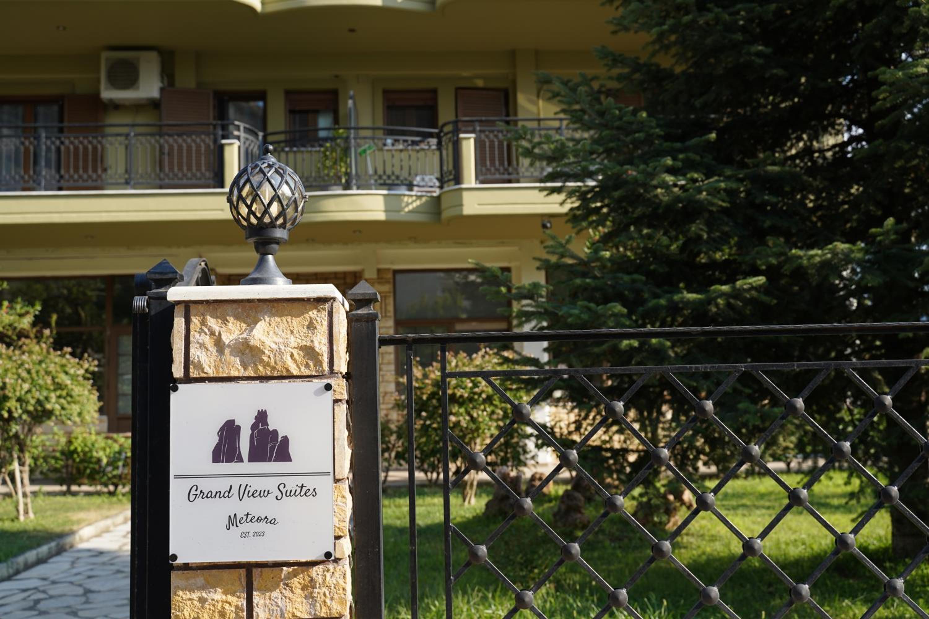 Grand View Suites Meteora