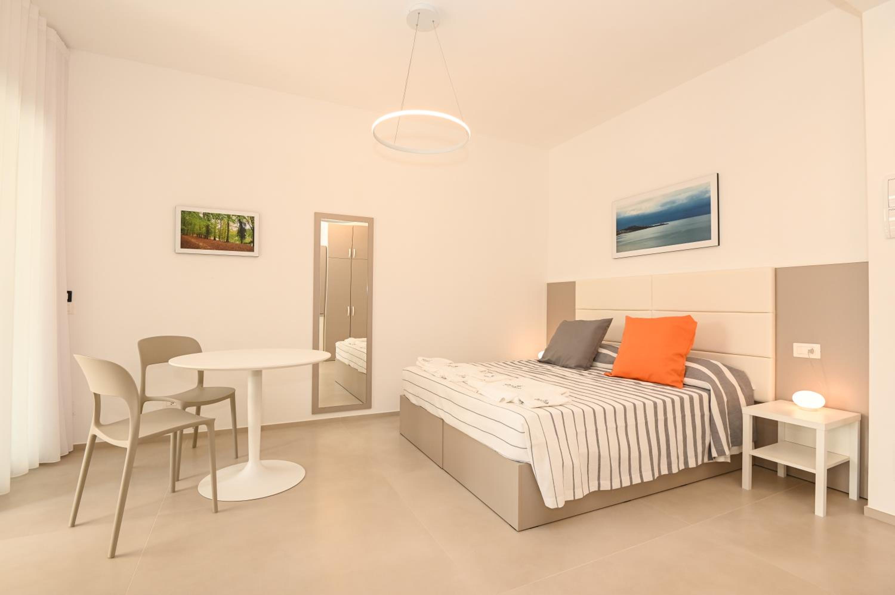 Agorà Vieste Rooms & Apartments view 3