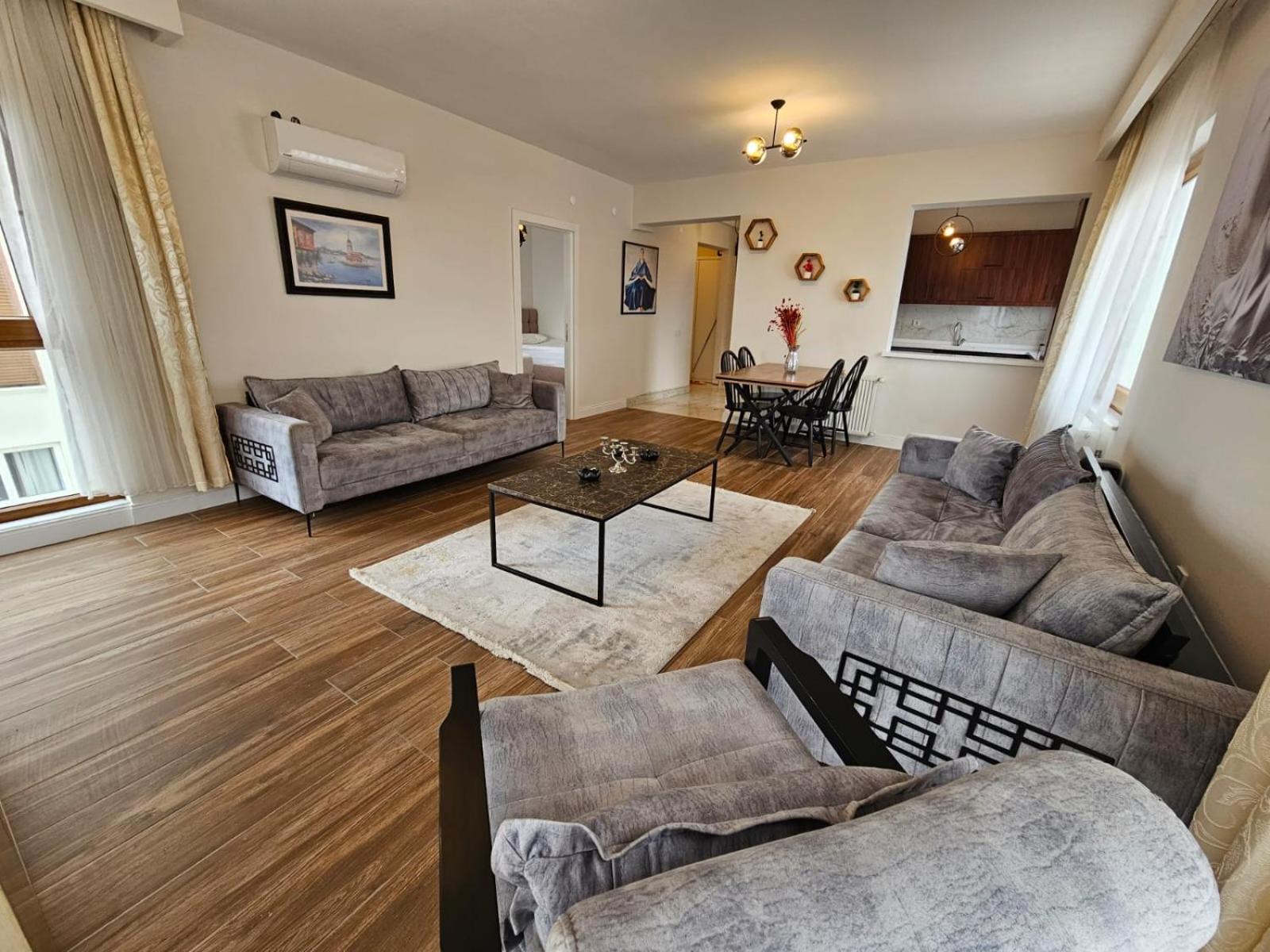 Lara Park Suites